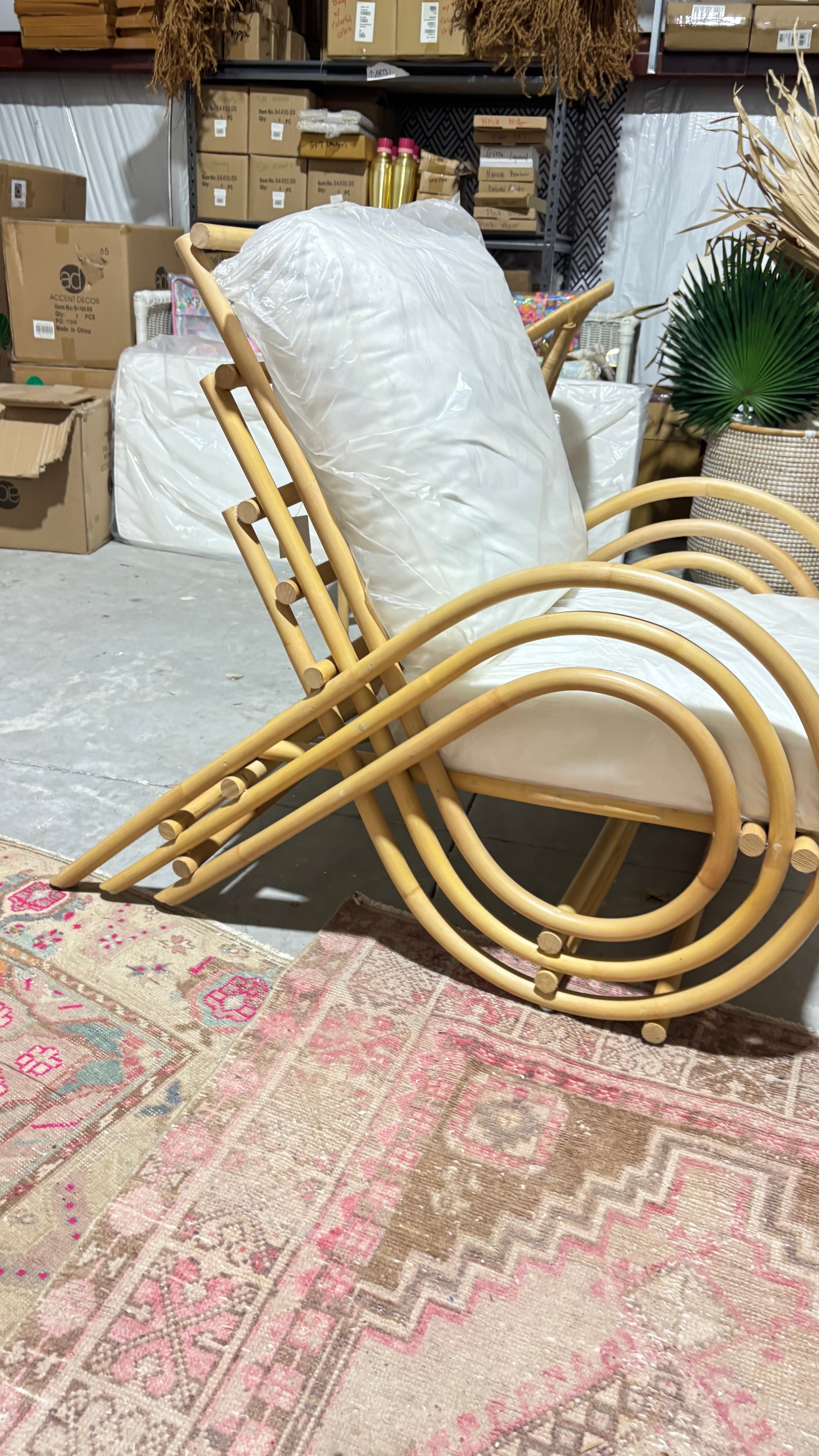 Curves Chair