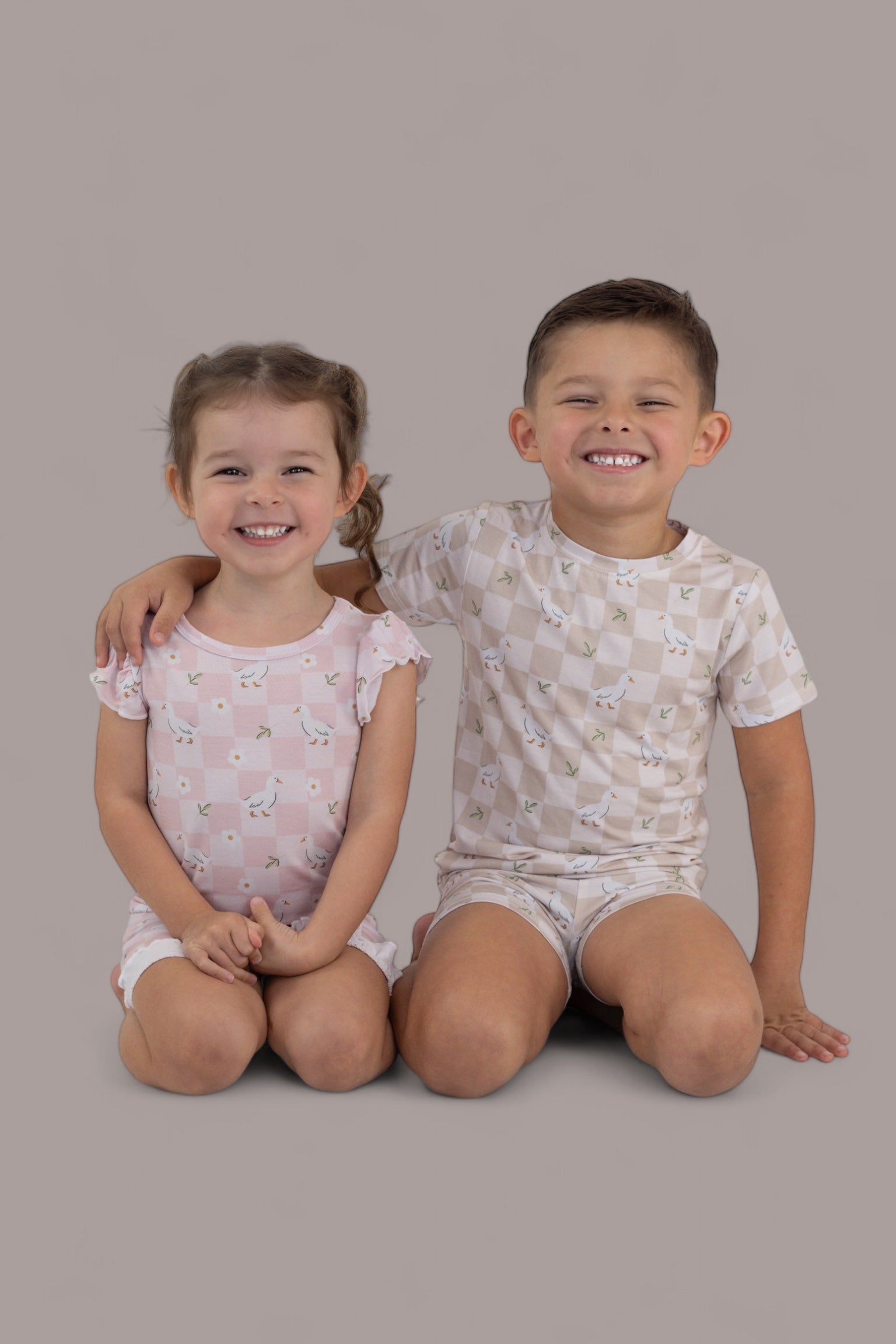 Exclusive Ducks And Daisies Dream Ruffle Short Set