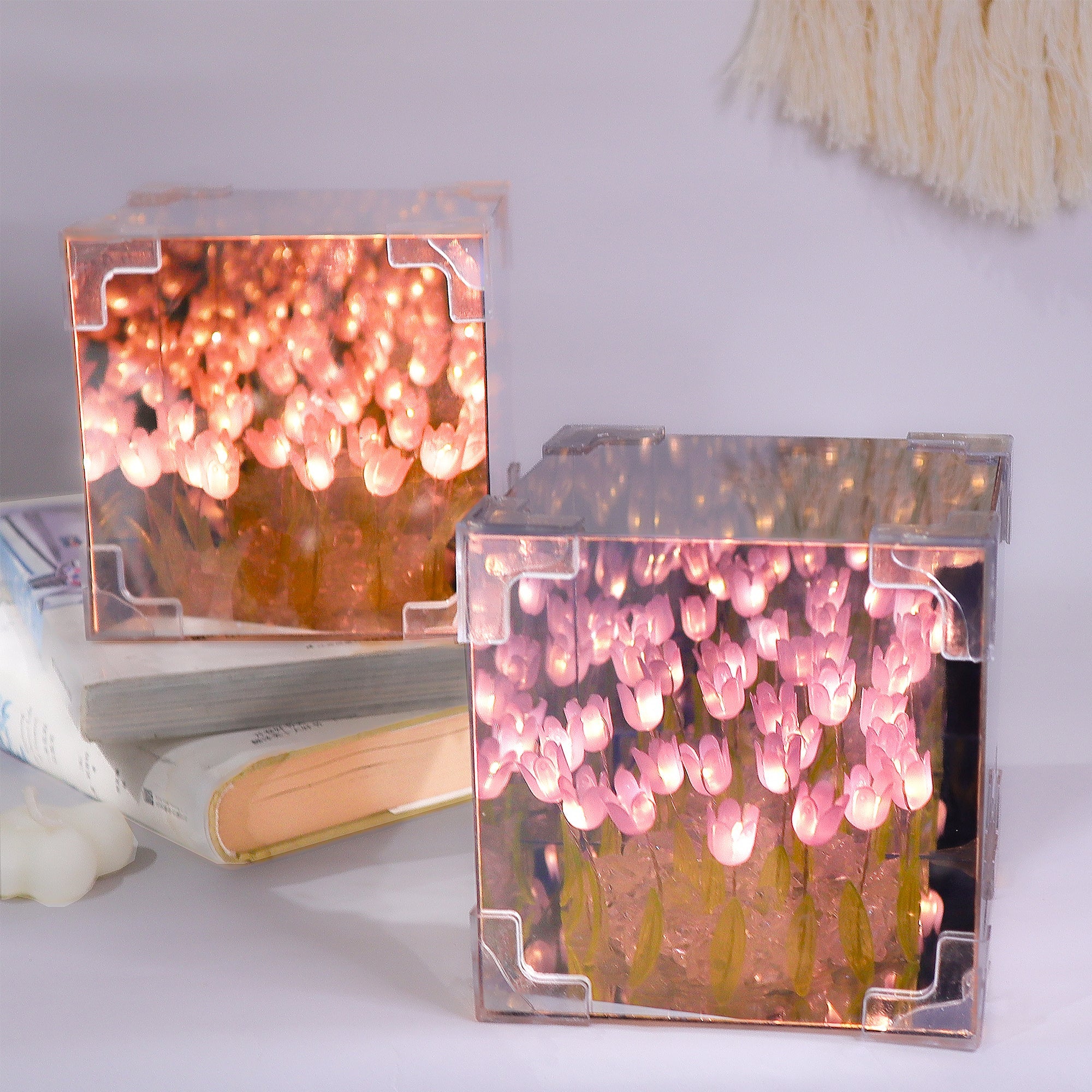Tulip Mirror Led Night Light - Pink