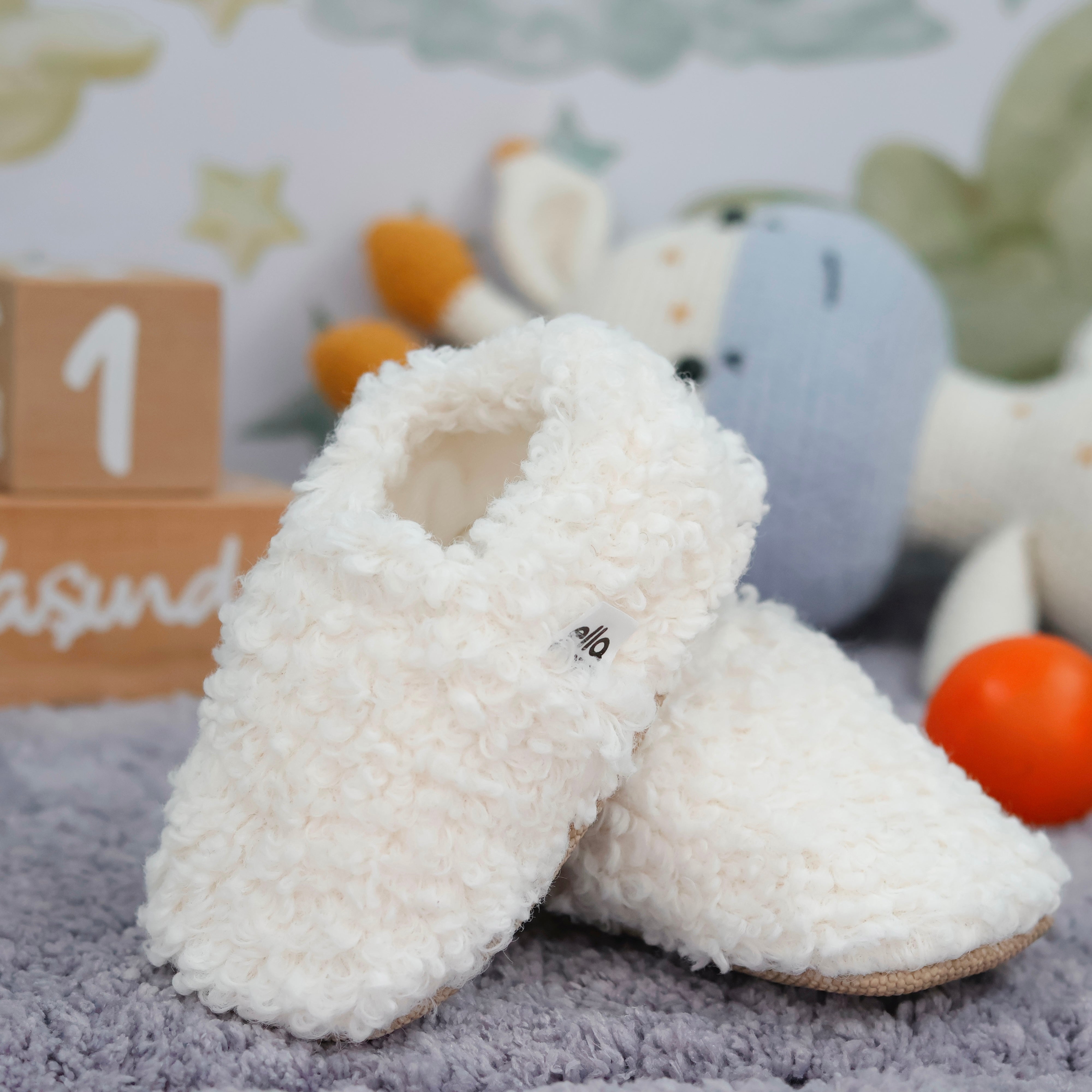 Tedy Baby Booties House Slippers, Non-slip Sole, Organic Cotton Lining, Home Nursery Shoes White
