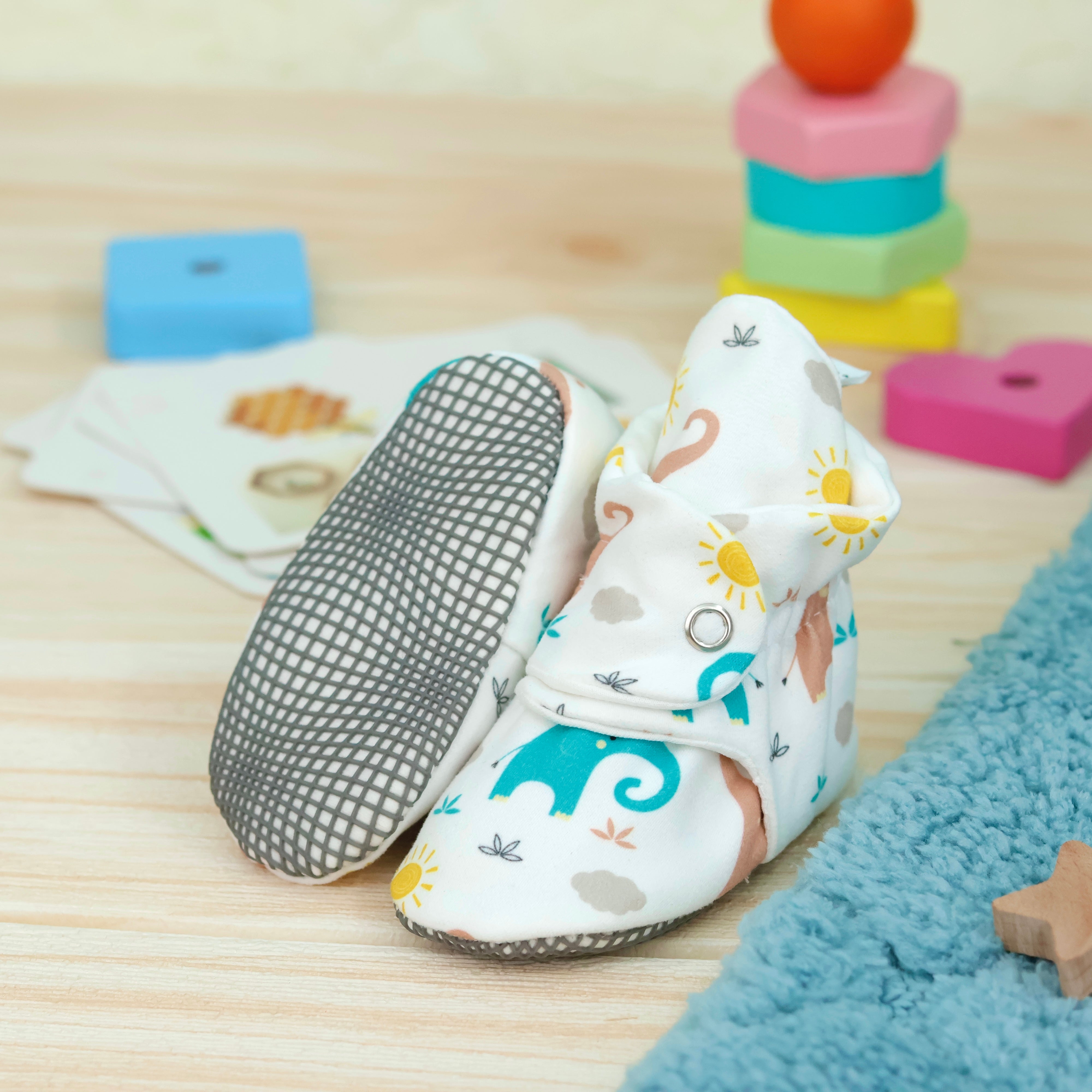 Organic Cotton Baby Booties, Non-slip Sole, Cotton Newborn Booties Home Nursery Shoes, Elephant