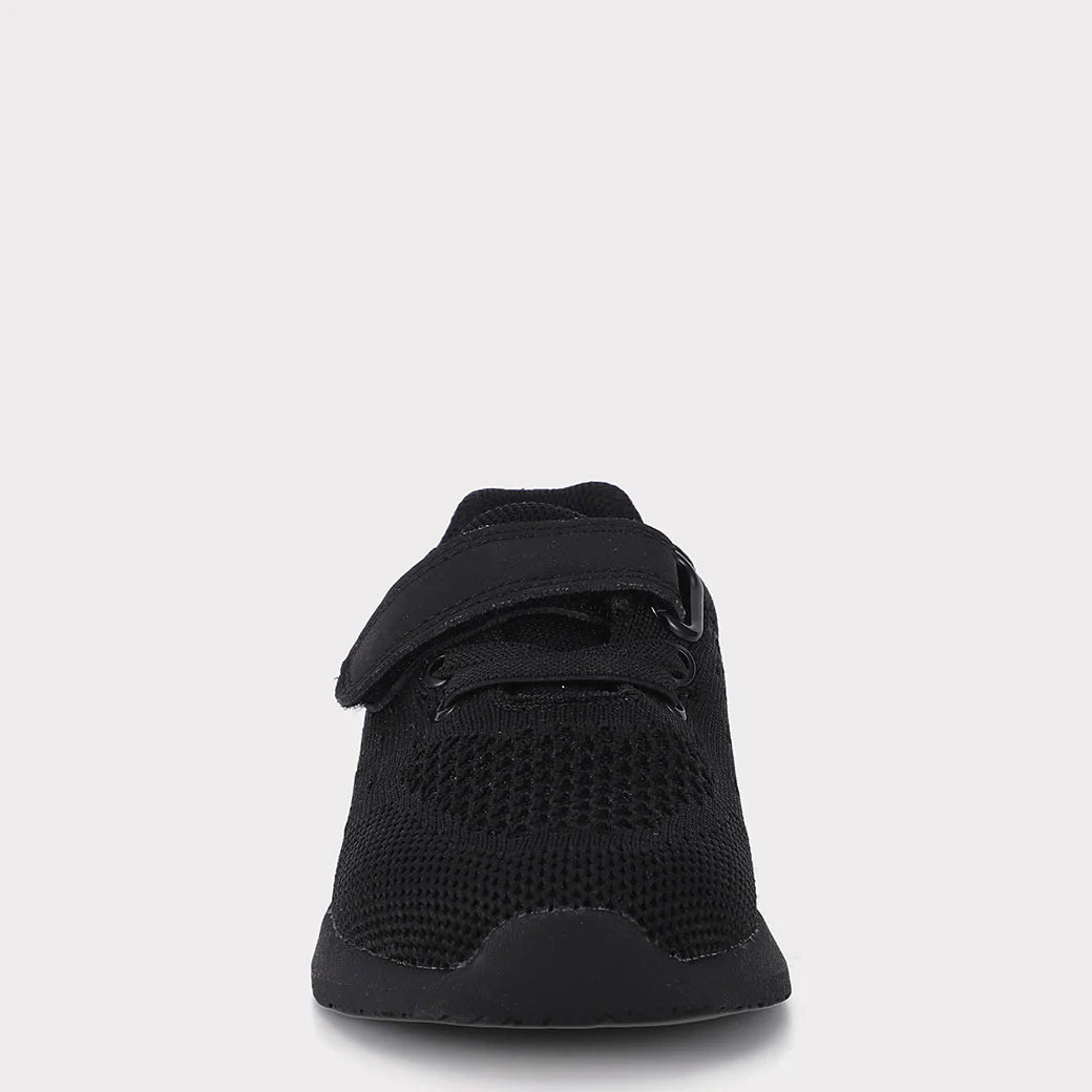 Wynn Girls Hook & Loop Sneaker