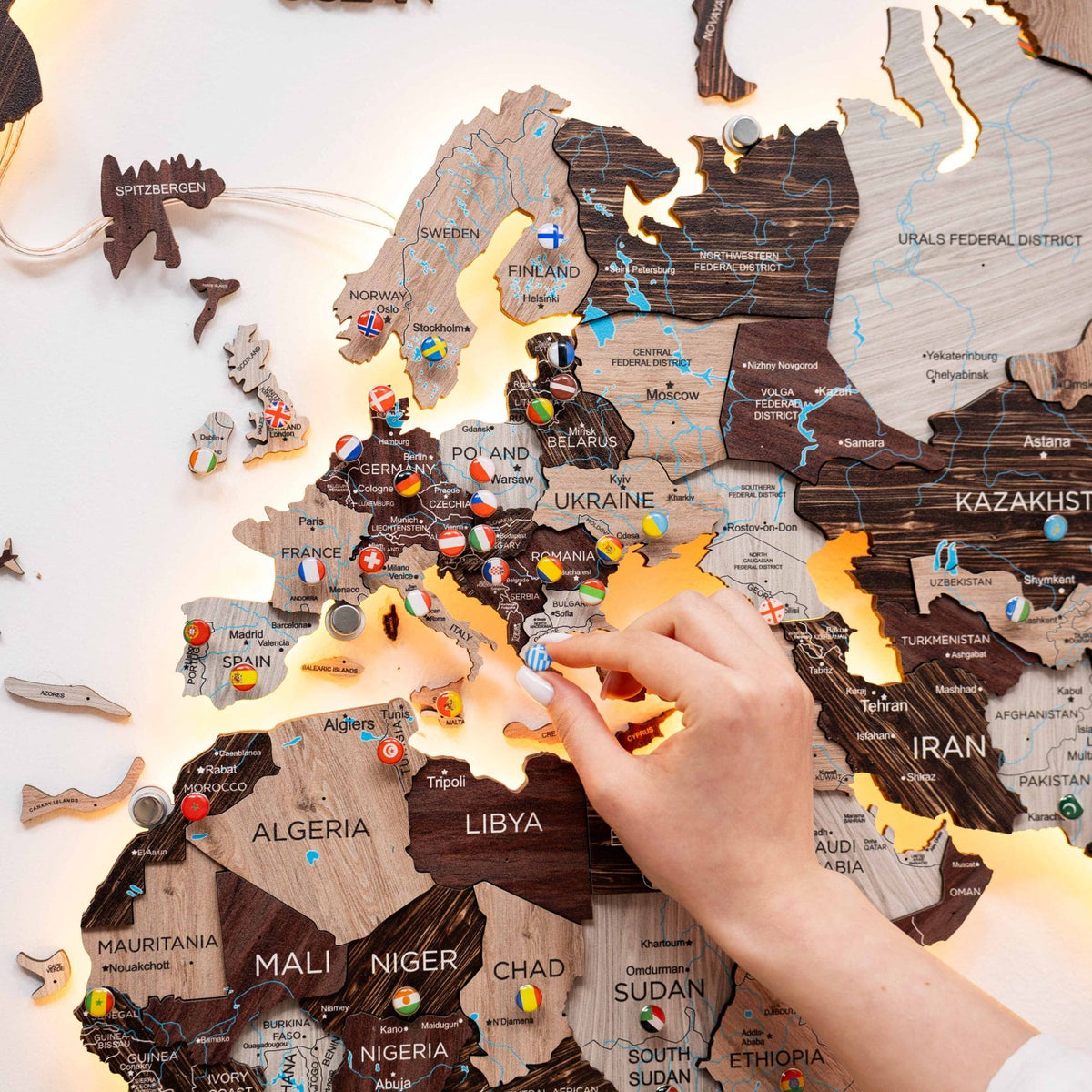3d Led / Luminous Wooden World Map 3.0 Cappuccino