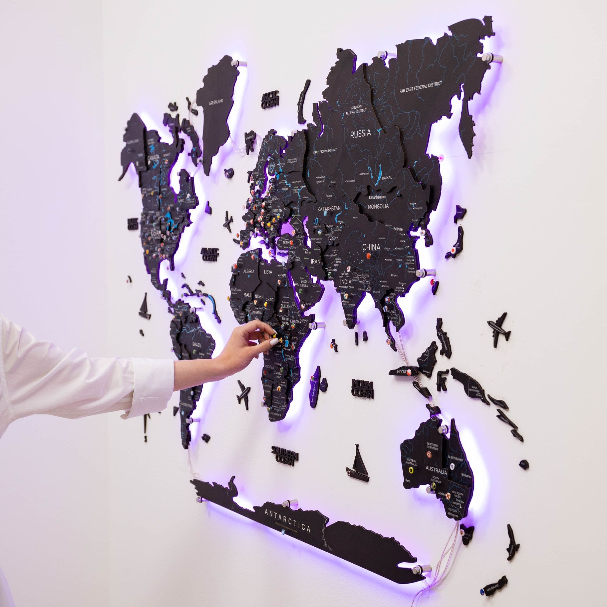 3d Led / Luminous Wooden World Map 3.0 Midnight