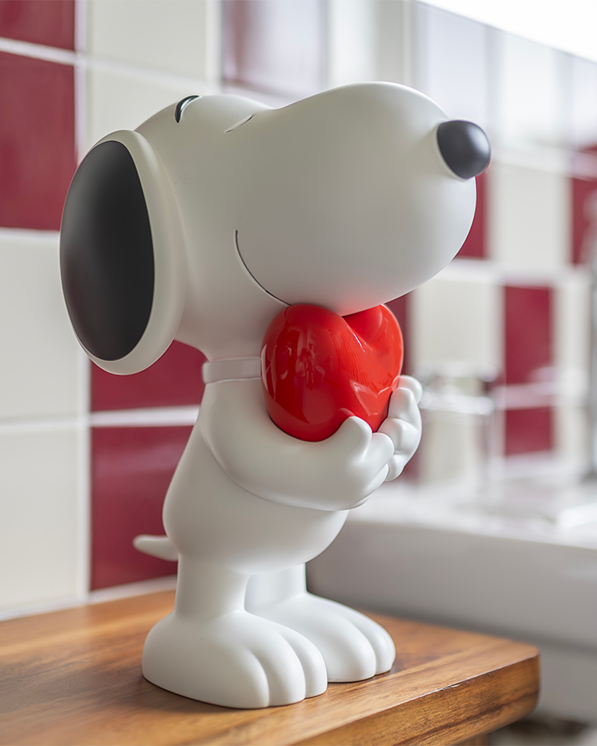 Snoopy Heart White With Red Heart Original 11in
