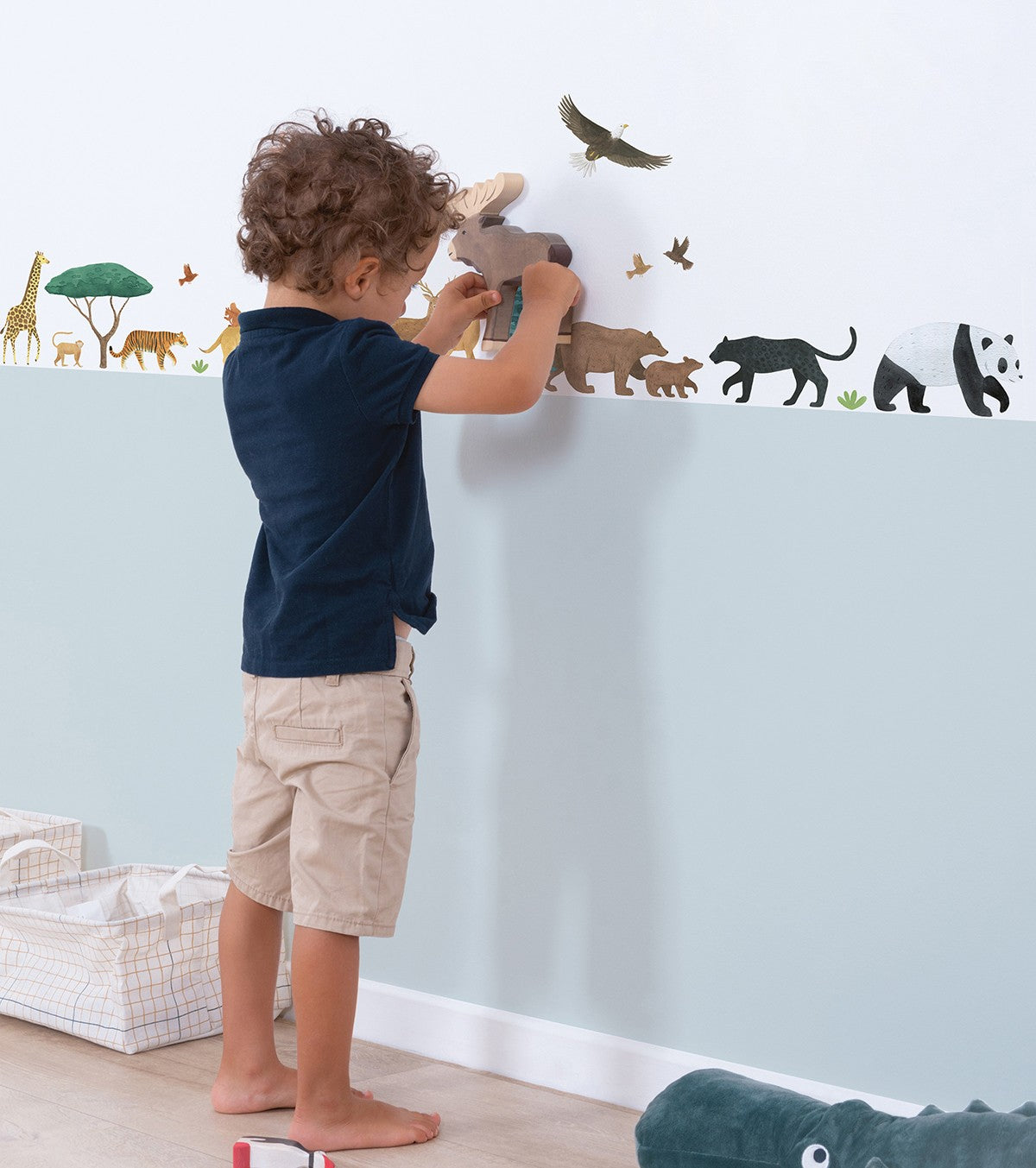 Living Earth - Wall Decals Murals - Animals Of The World