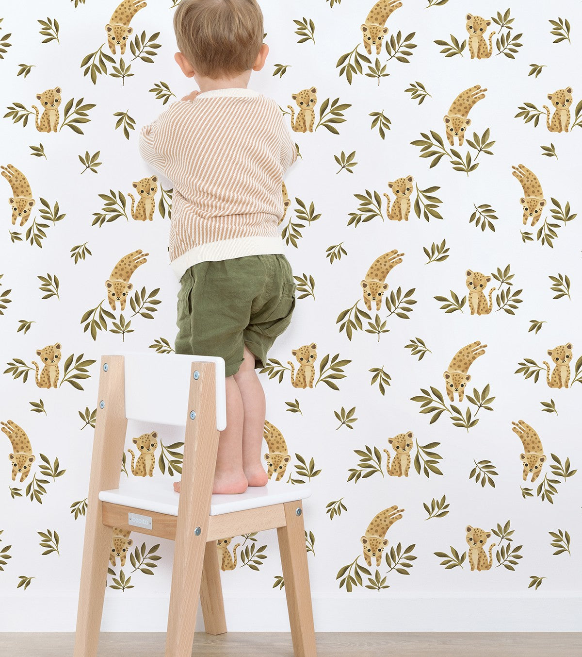 Felidae - Children's Wallpaper - Small Leopard Motif