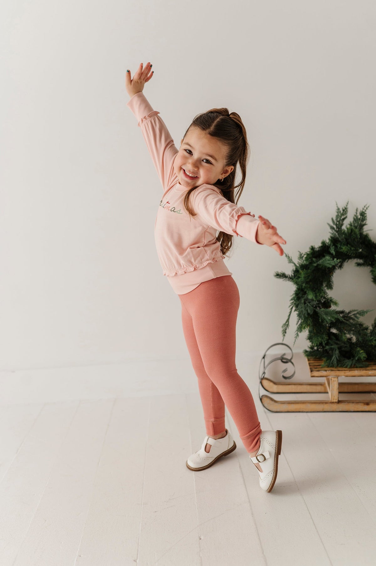 Girls Ribbed Leggings In Holly Dust