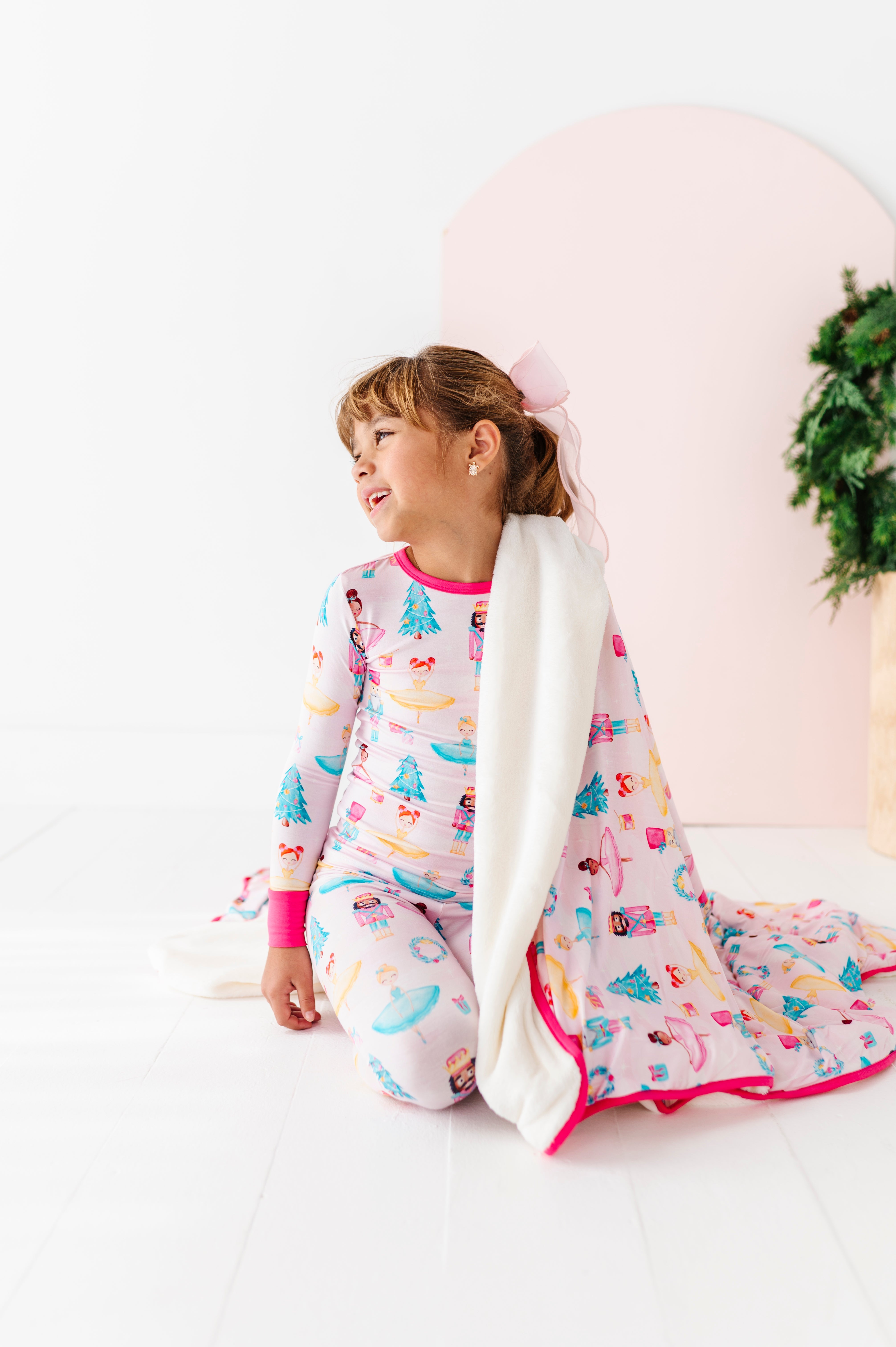 Sugarplum Plush Toddler Blanket