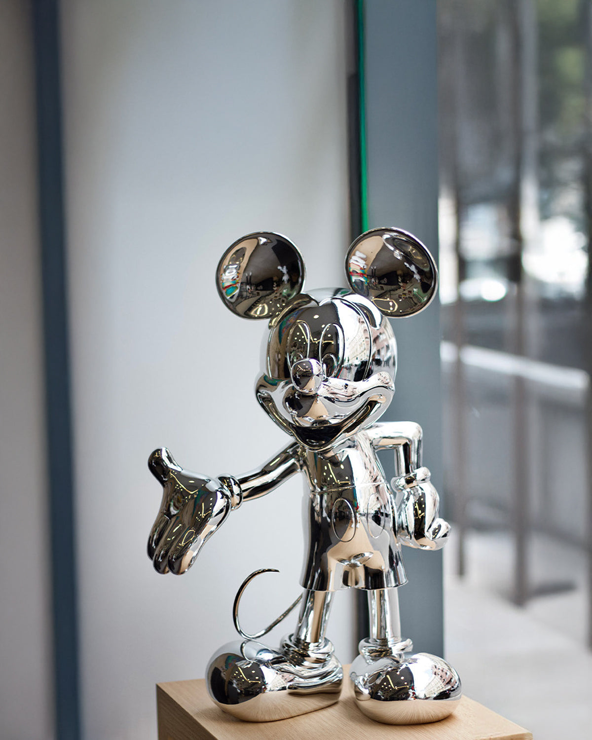 Mickey Mouse Welcome Silver 12in