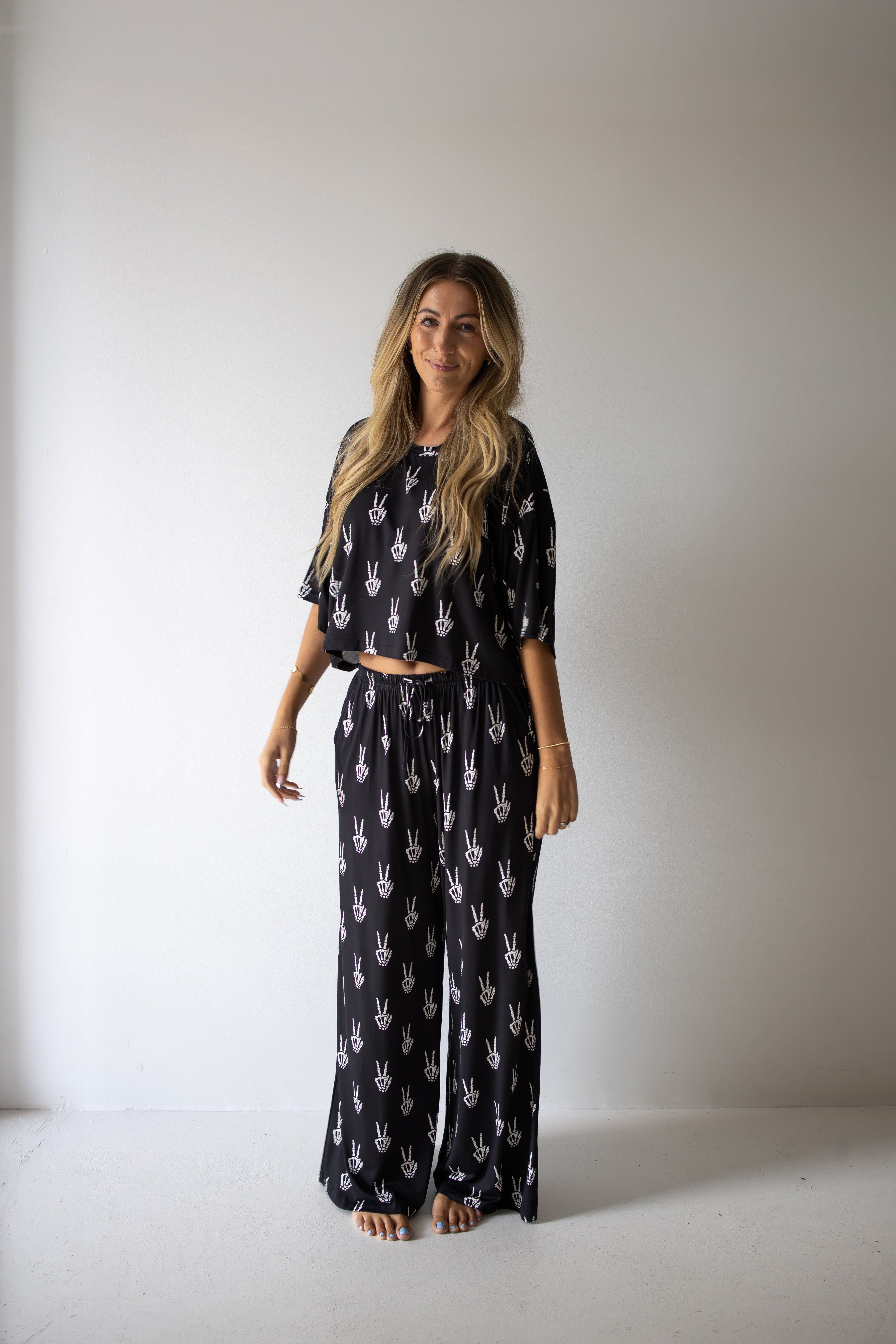 Women's Bamboo Crop Tee Lounge Set | Midnight Skelly