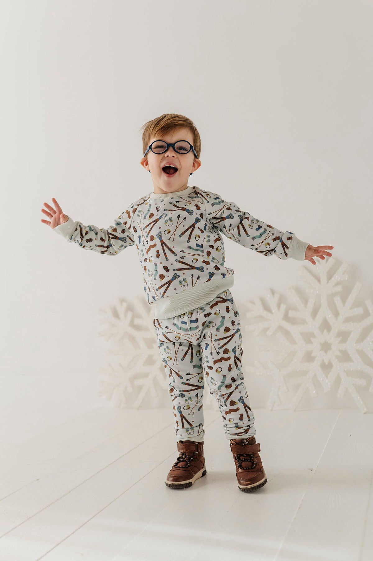Boys Fleece Sweatpants In Boys Ski