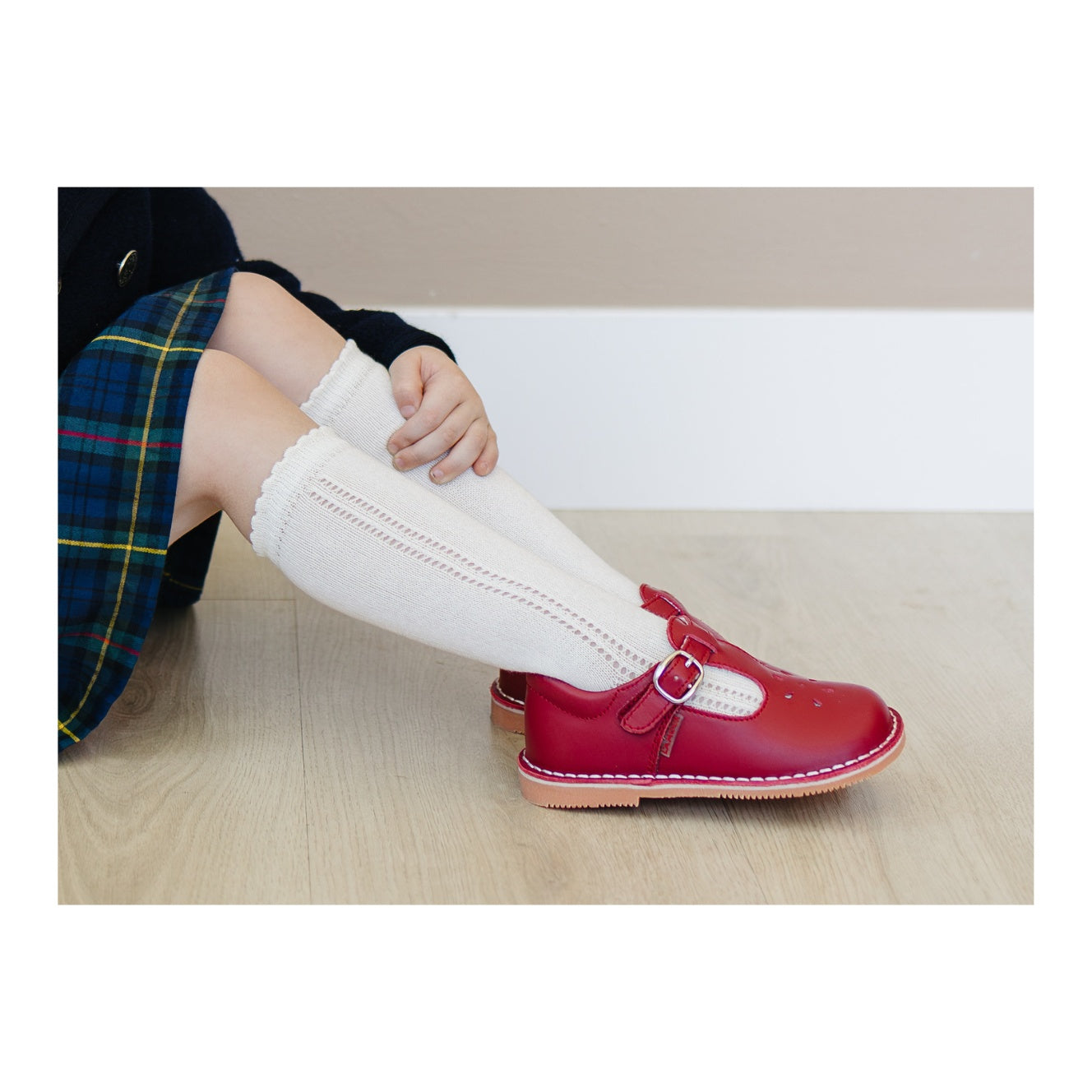 Openwork Knee Sock (milk)