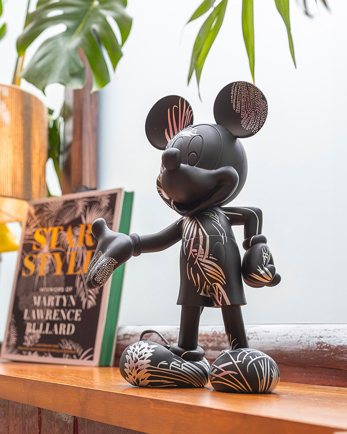 Mickey Mouse Star Style Black & Grey 12in