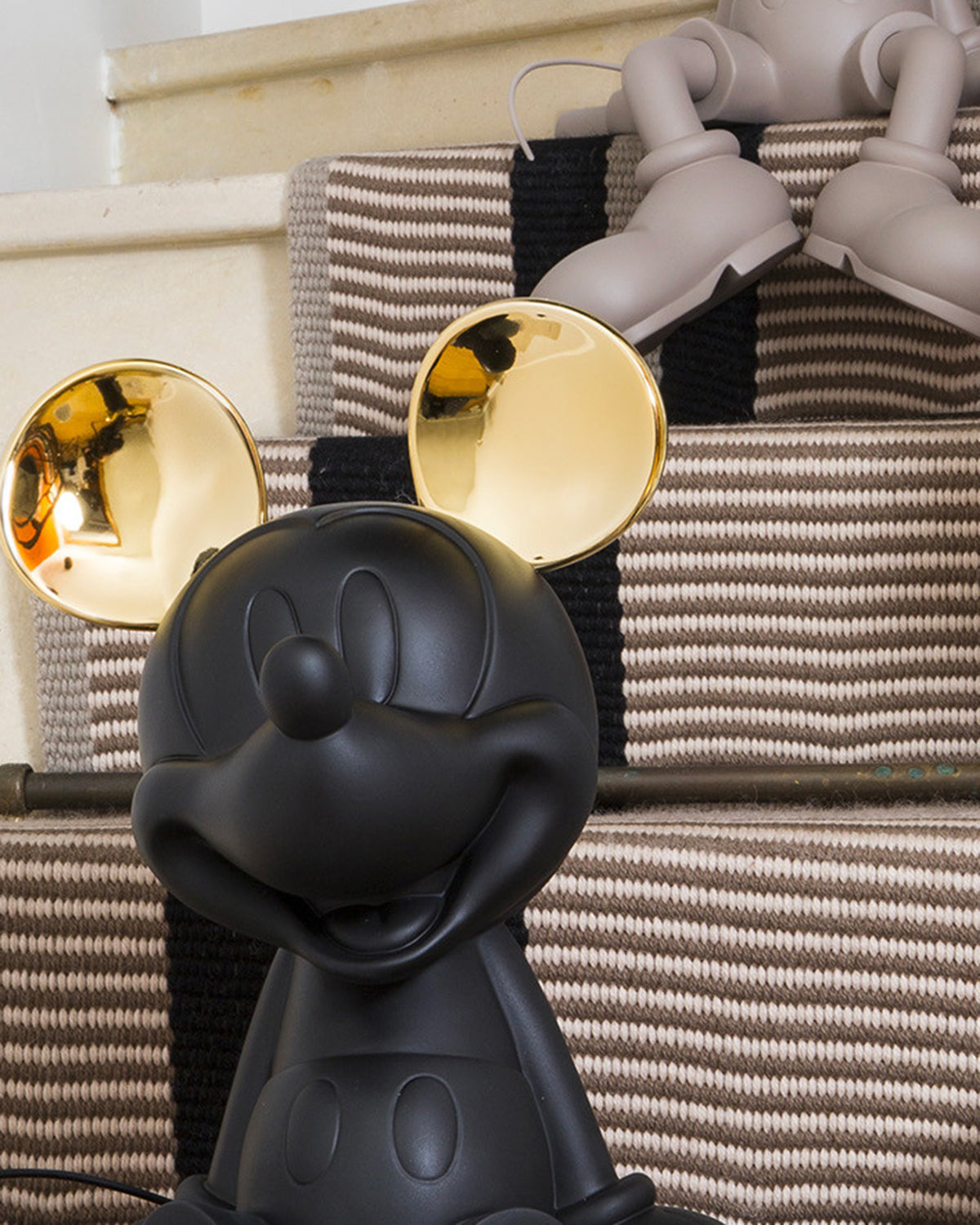 Mickey Mouse Take 2 White & Gold 19in