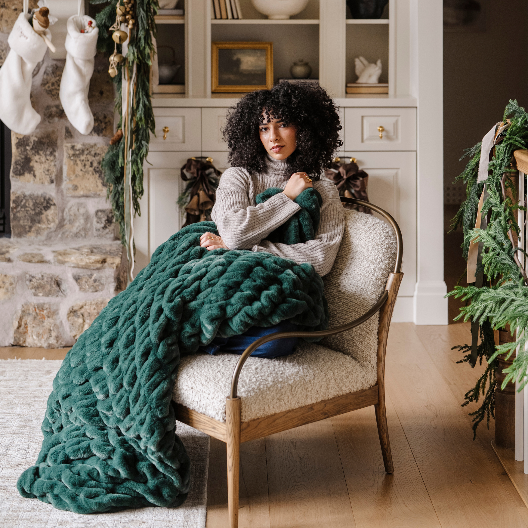 Double Ruched Faux Fur Throw Blankets