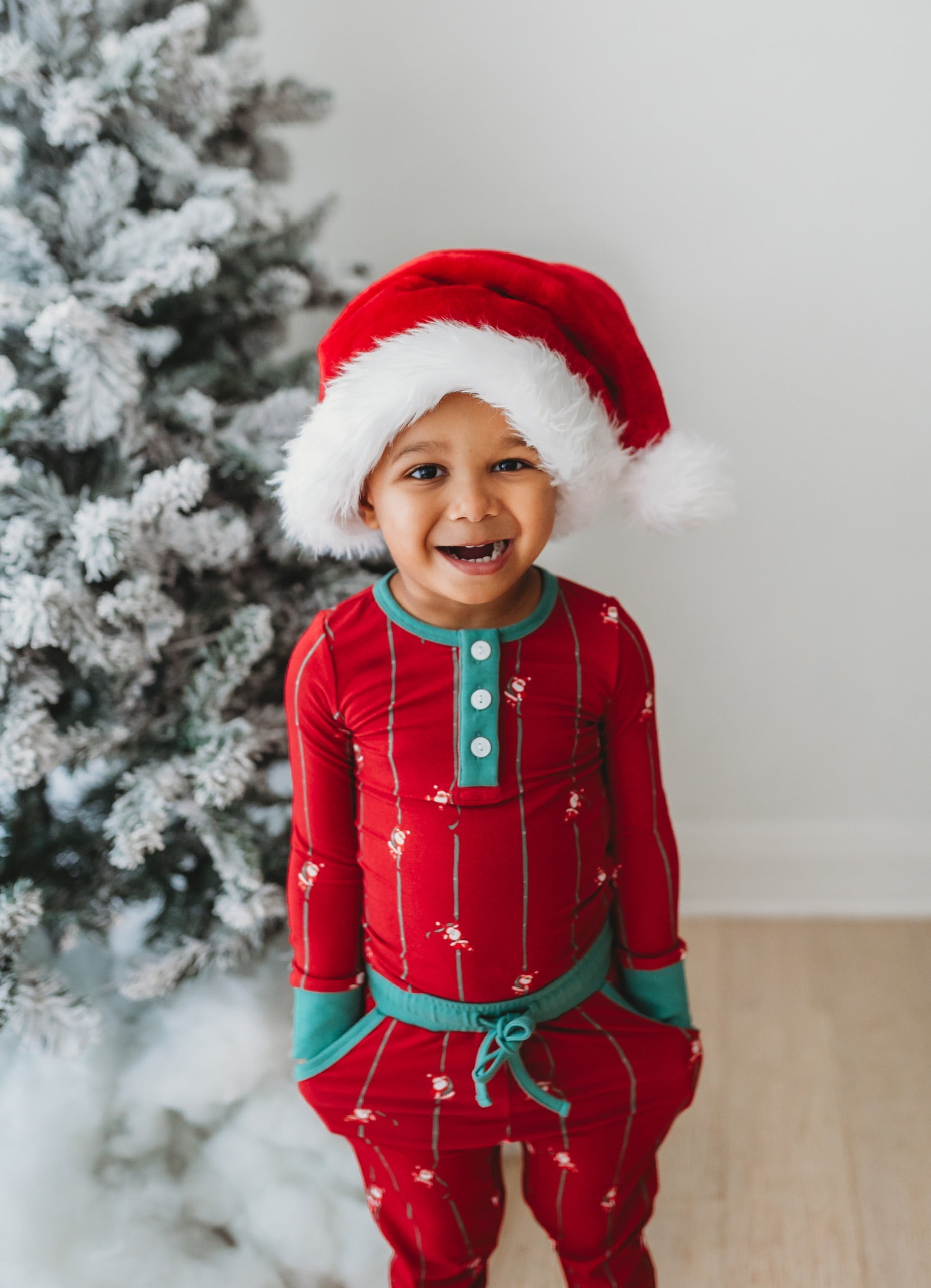 *preorder* Santa's Sleigh Stripes Comfort Set