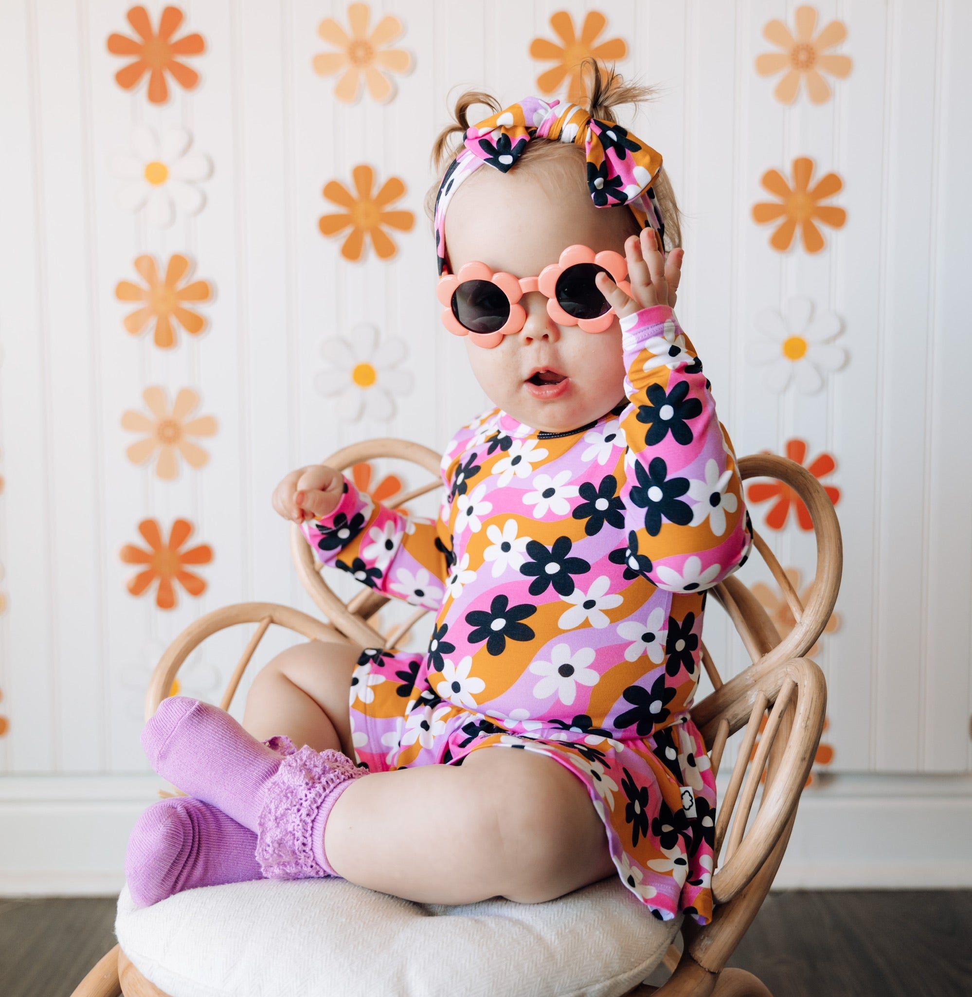 Groovy Daisiezzz Dream Bow