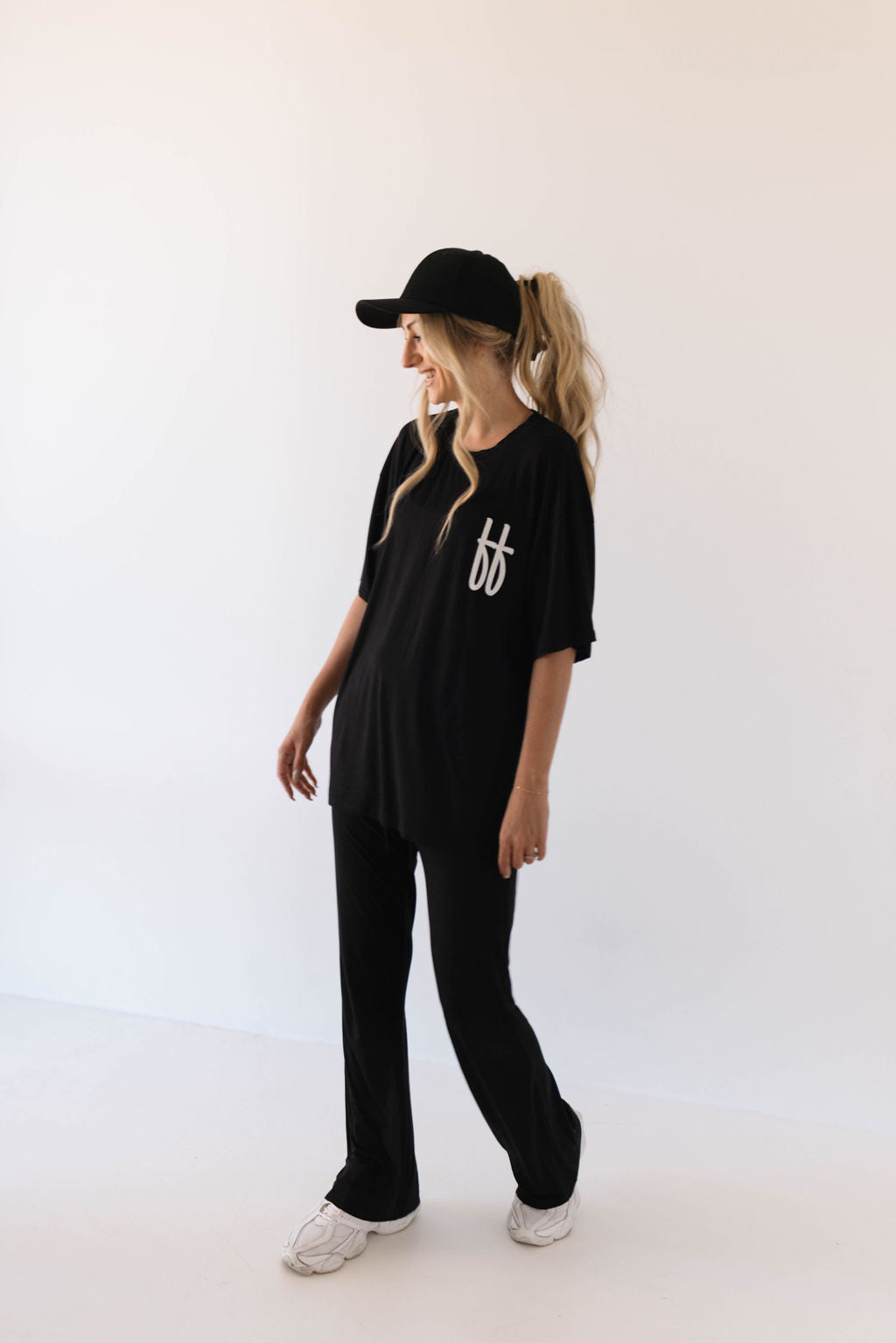 Short Sleeve Women's Bamboo Lounge Set | Black Ff Signature