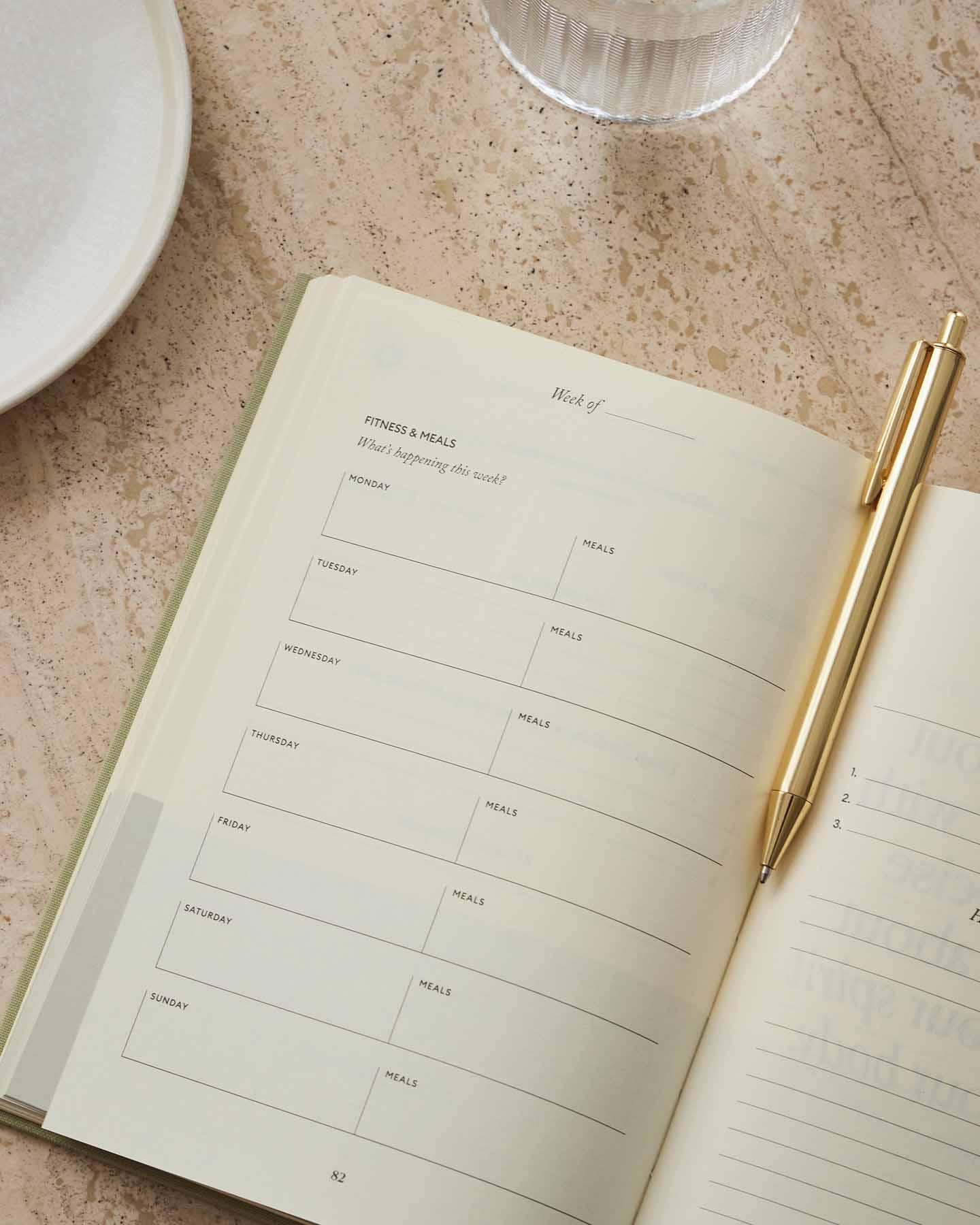 The Five Minute Journal Fit Edition – Fitness journal, fitness tracker, habit tracker, meal planning journal, well-being journal