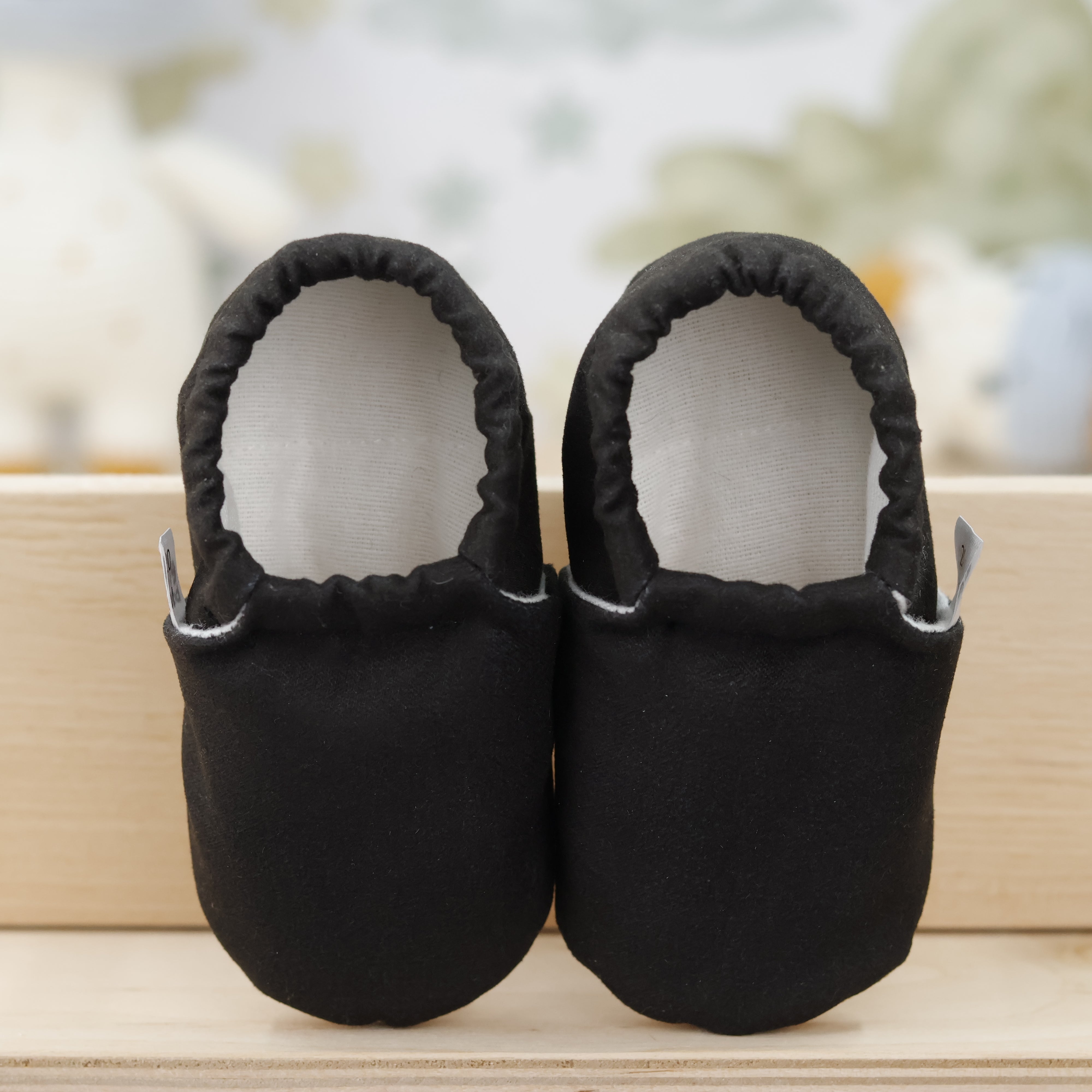 Moccasins, Slippers, Black