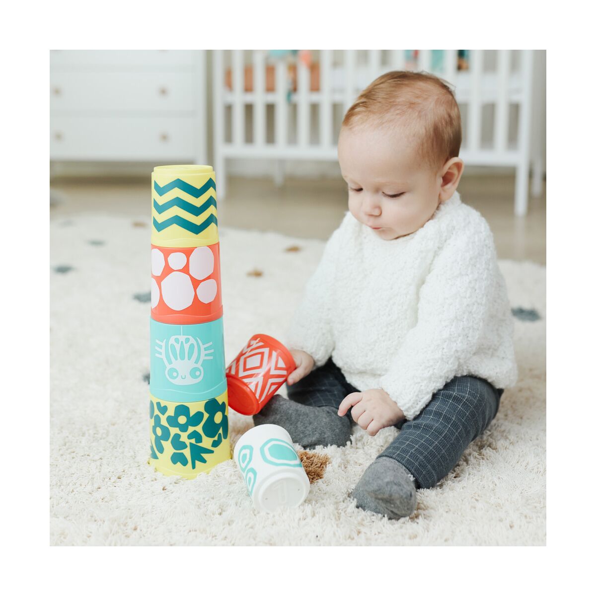 Feel To Learn: Stacking Cups