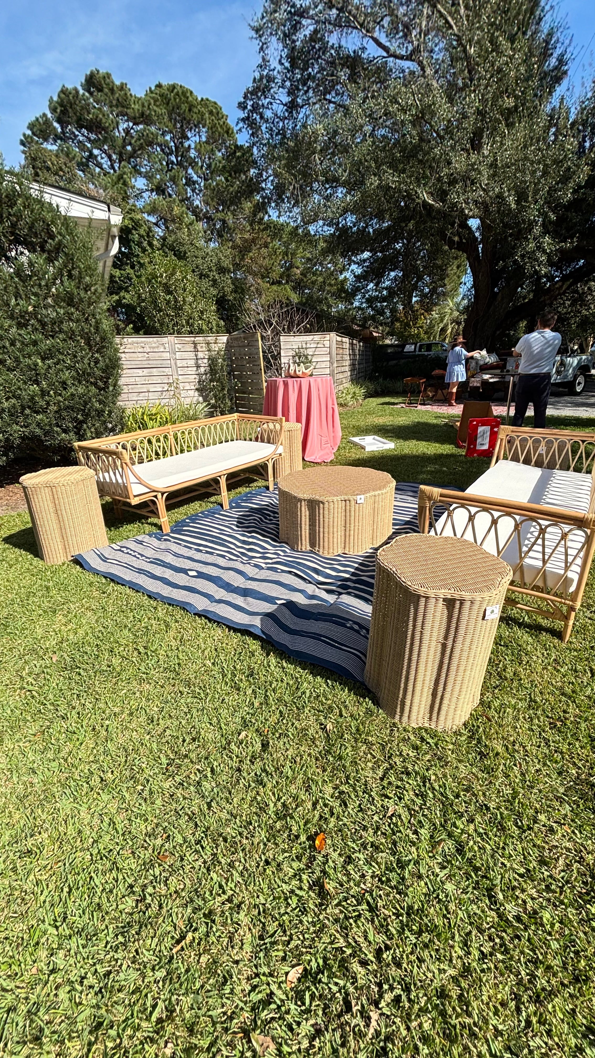 Kiira Outdoor Scalloped Side Table - Light Dune