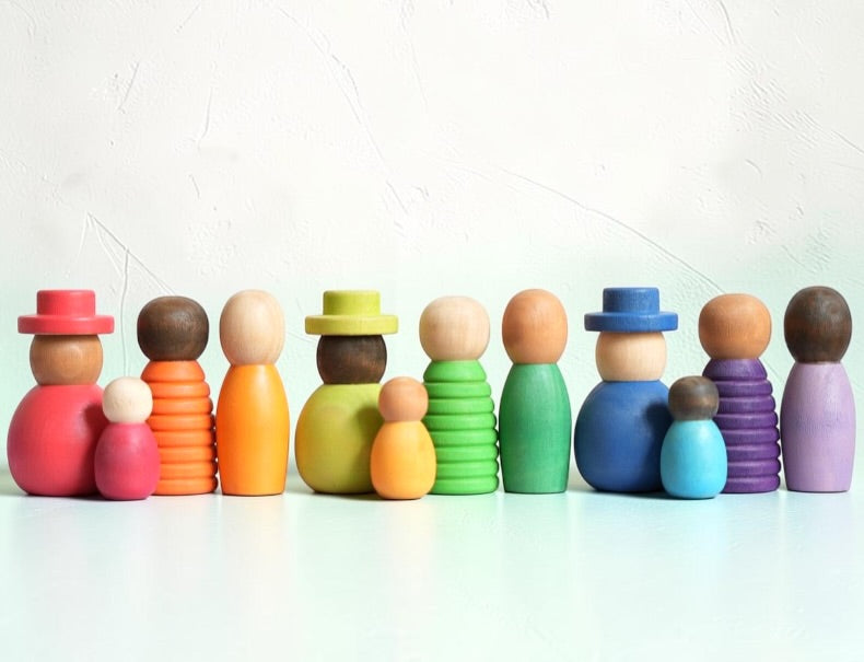12 Pcs Stained Wooden Together Peg Dolls Set