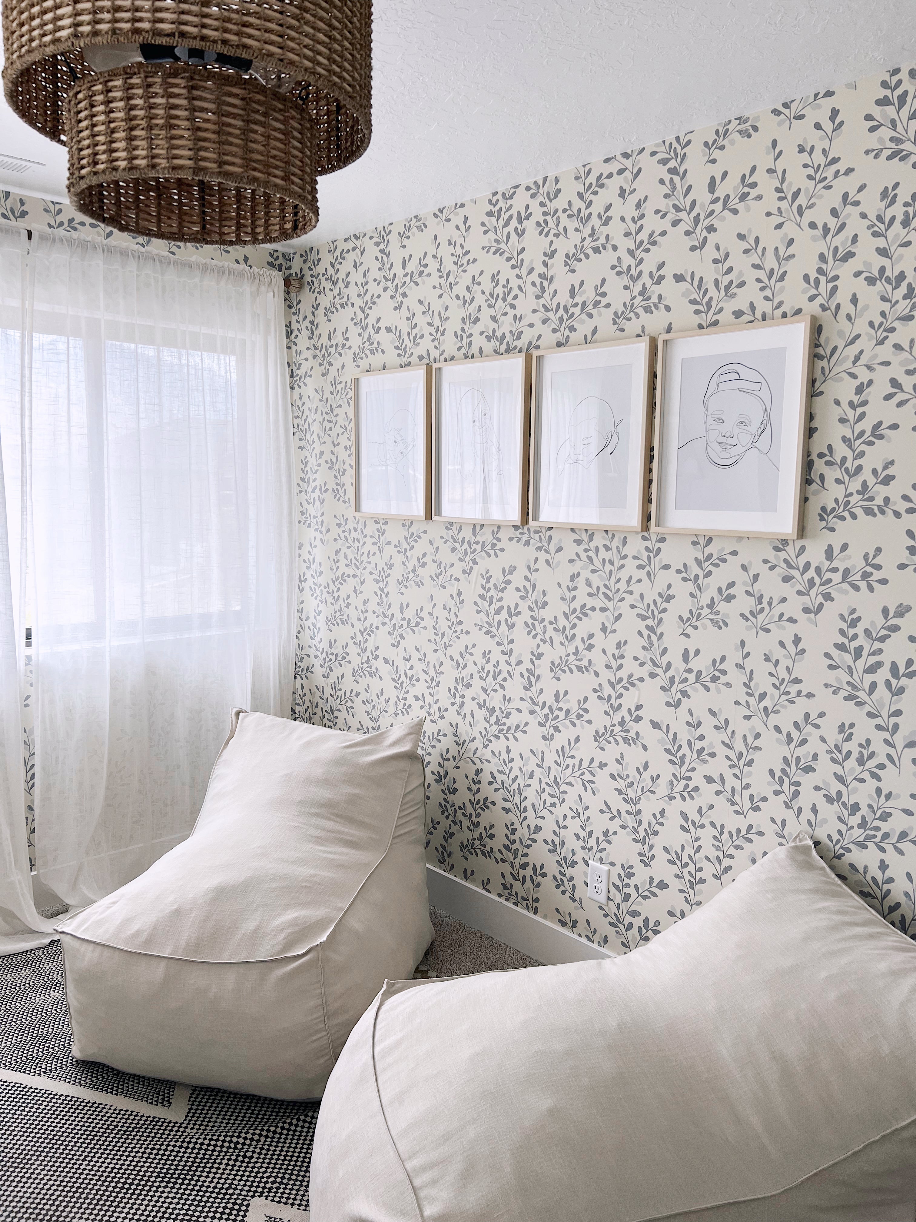 Briar Wallpaper By Mariah Rose