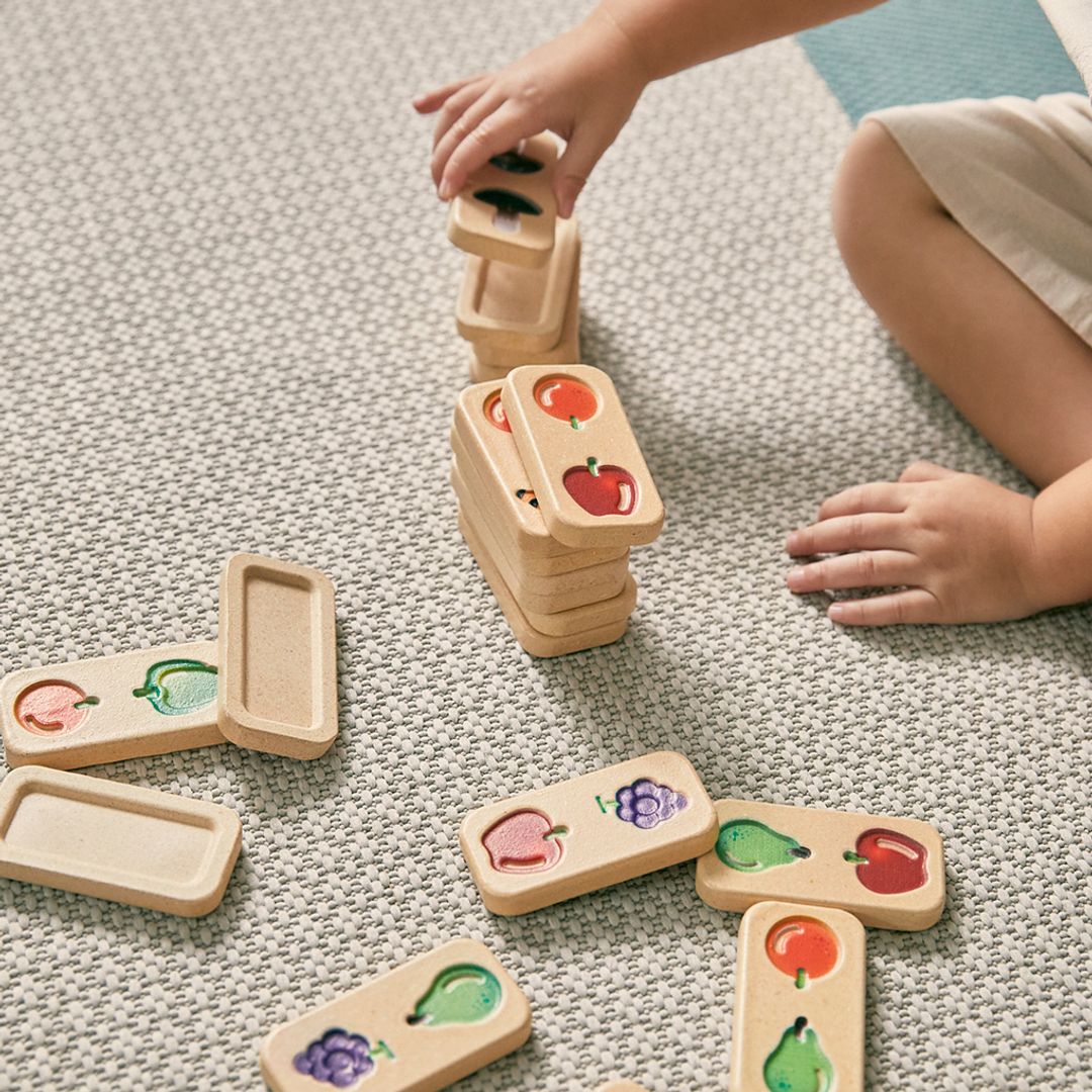 Fruit & Veggie Domino (gradient)