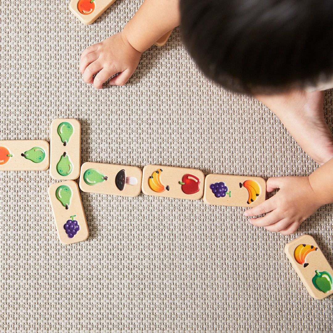 Fruit & Veggie Domino (gradient)