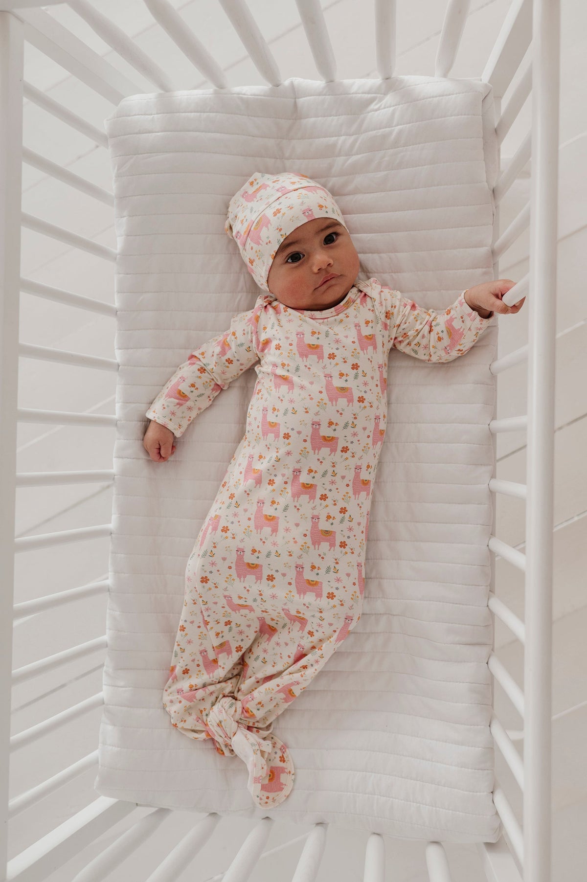 Knotted Sleeper Set In Llamas