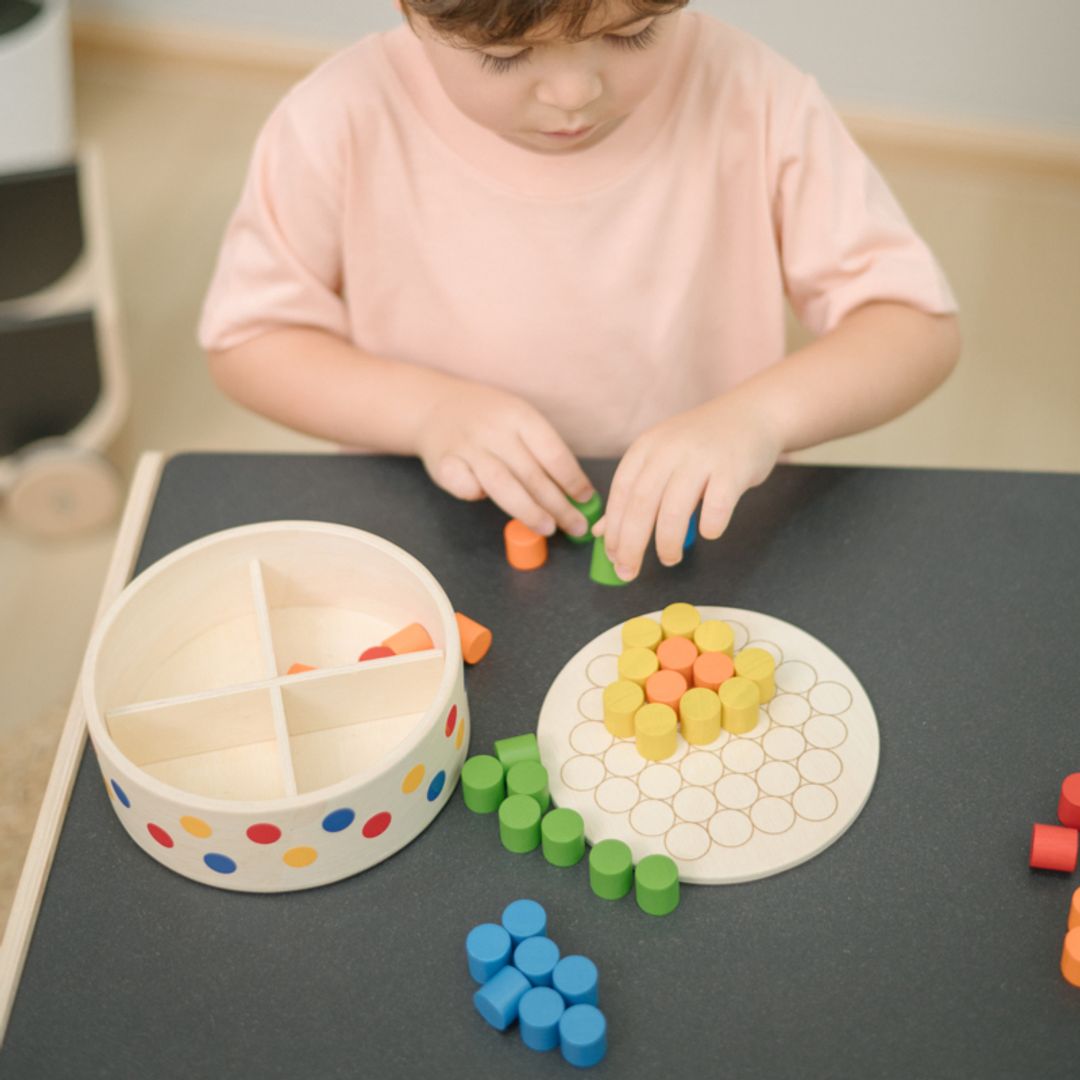 Pattern Peg Board