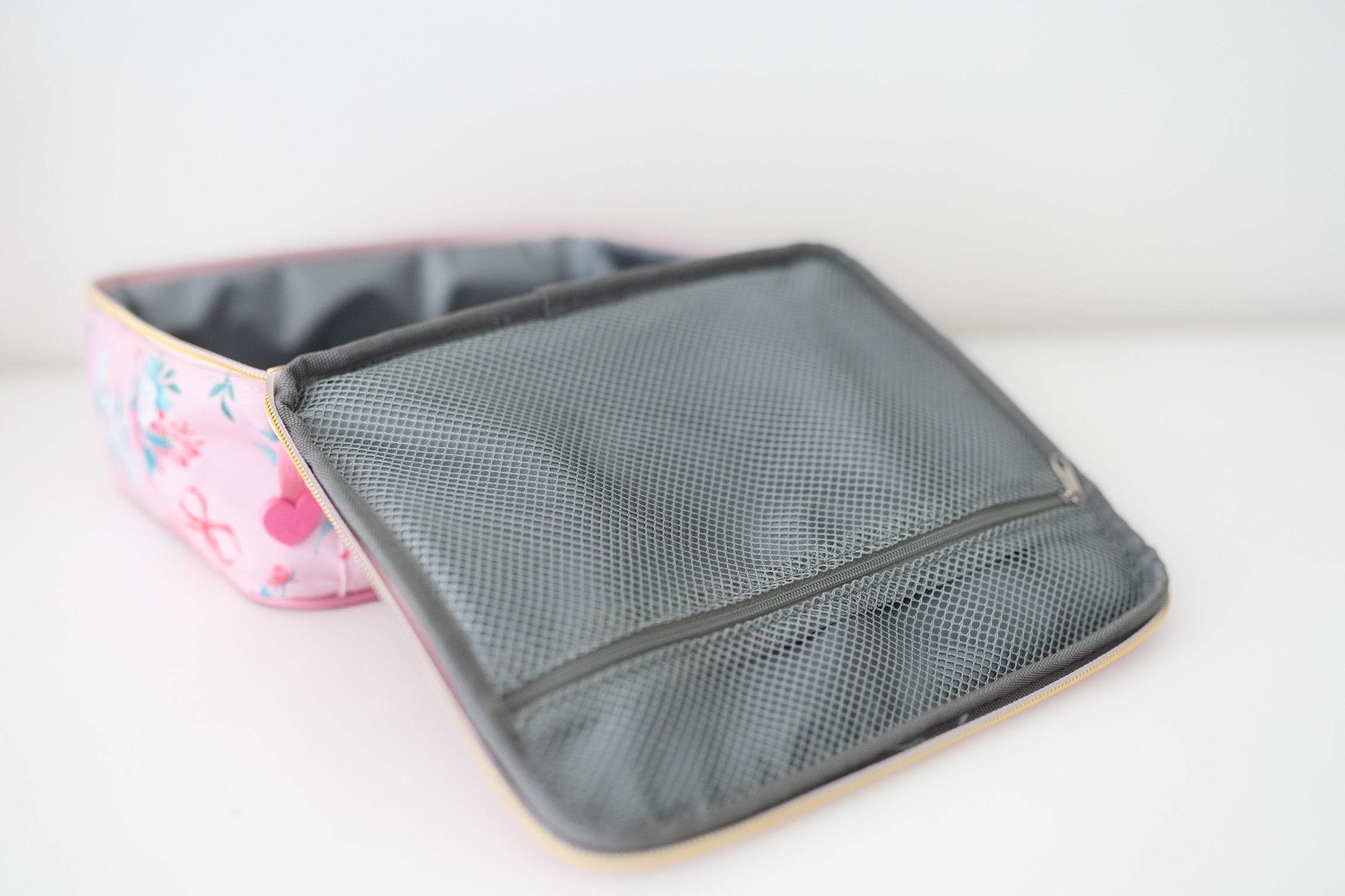 Pretty In Pink Lunchbox