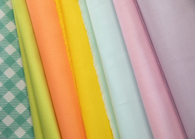 Spring Tulip Table Runner Pre-cut Quilt Kit