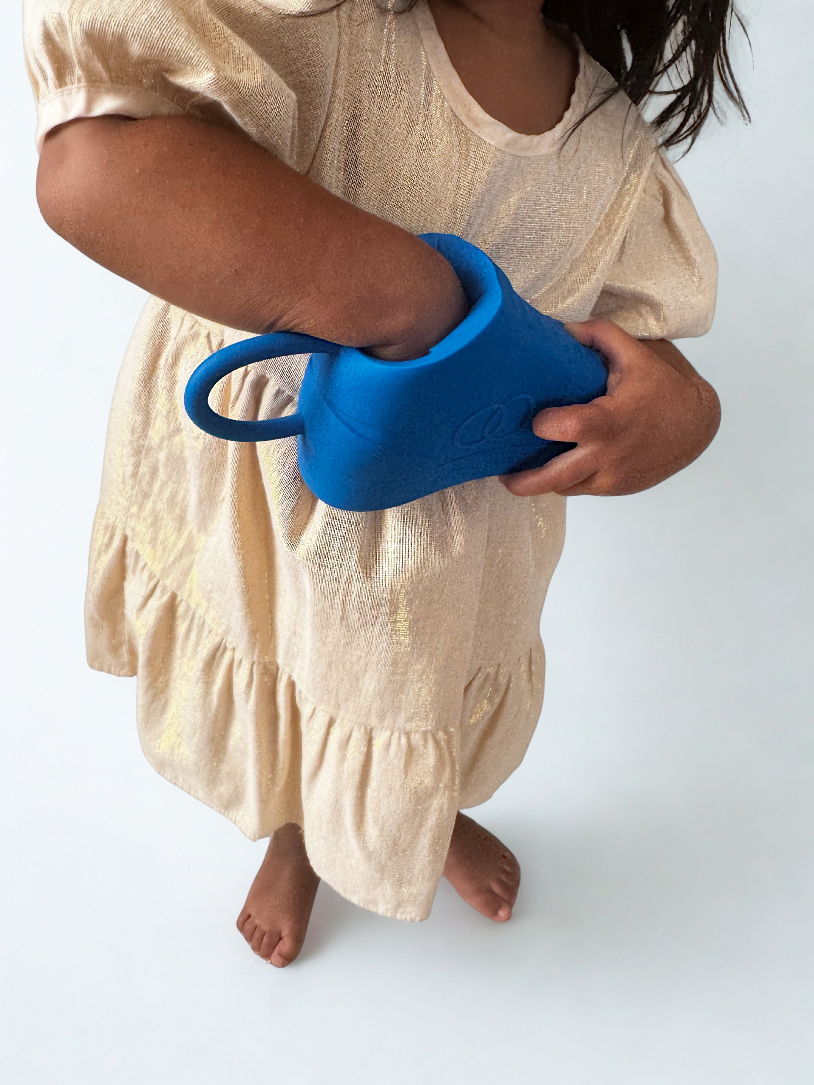 Iconic Snack Holder For Kids & Toddlers