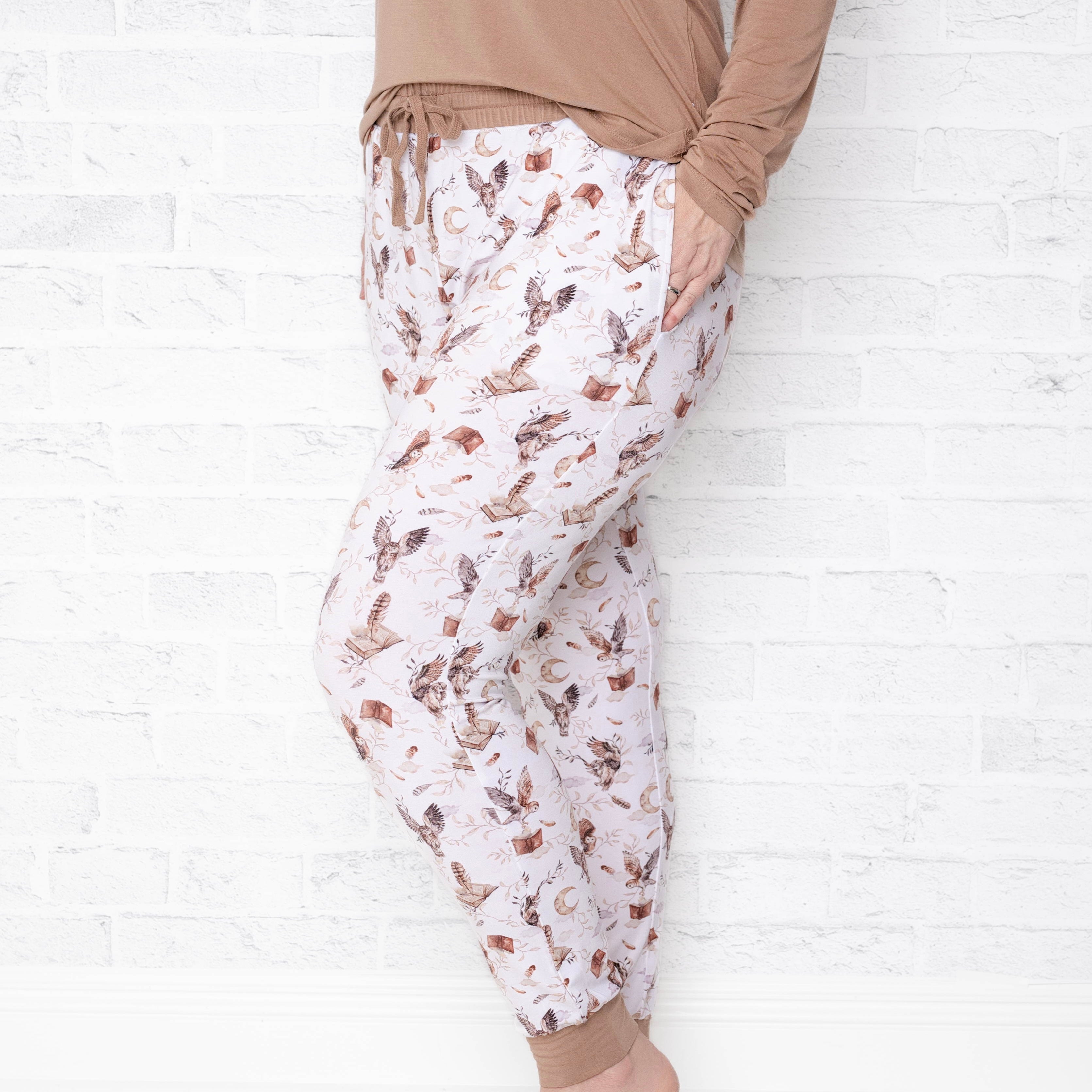 Feathers And Fables（owl）tencel™ Modal Women's Jogger Pants