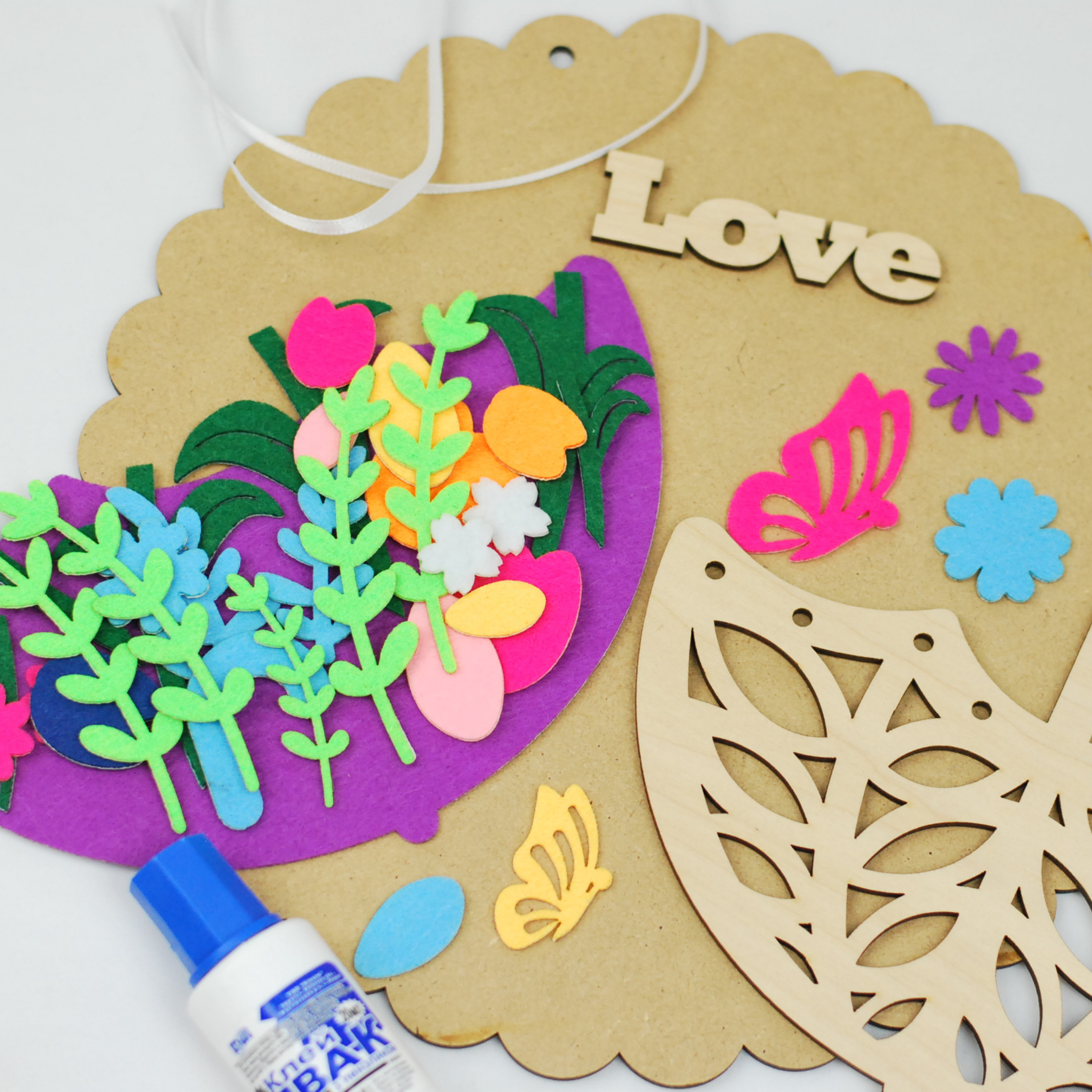 Apli Krapli - Apli Krapli Felt Applique Kit Love Kids Sewing Craft Precut Felt & Safe Needle Ages 6+