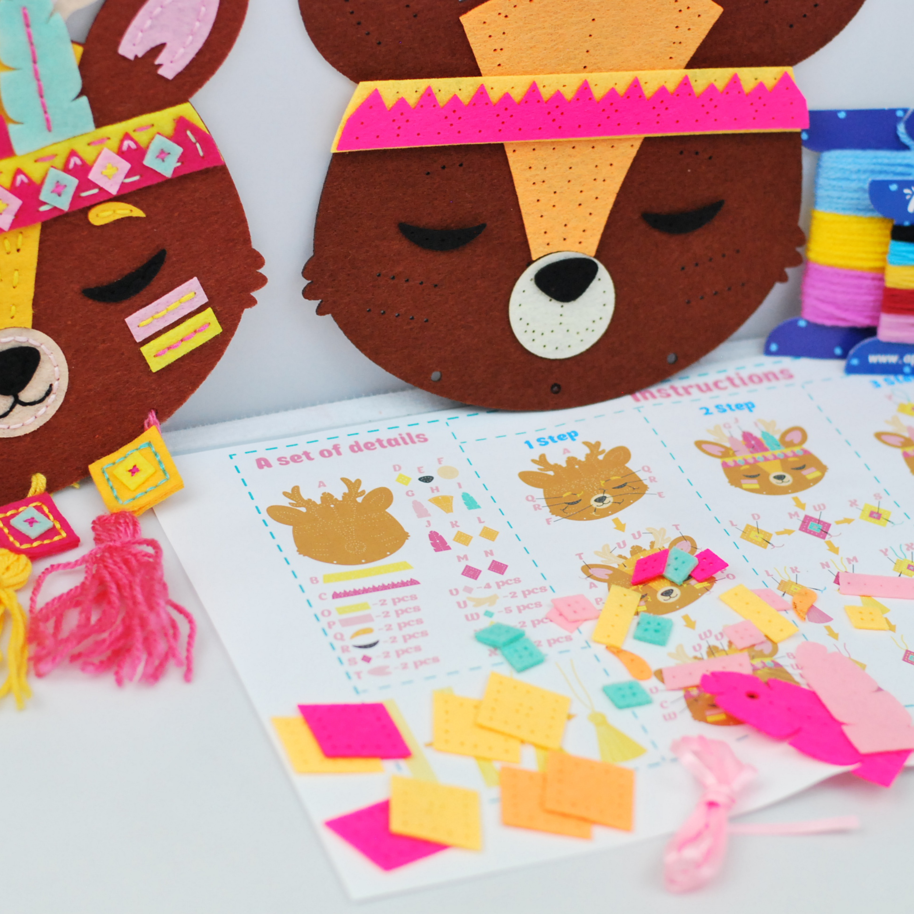 Apli Krapli - Apli Krapli Felt Wall Flag Sewing Kit Deer Precut Felt Thread & Safe Needle Ages 6+