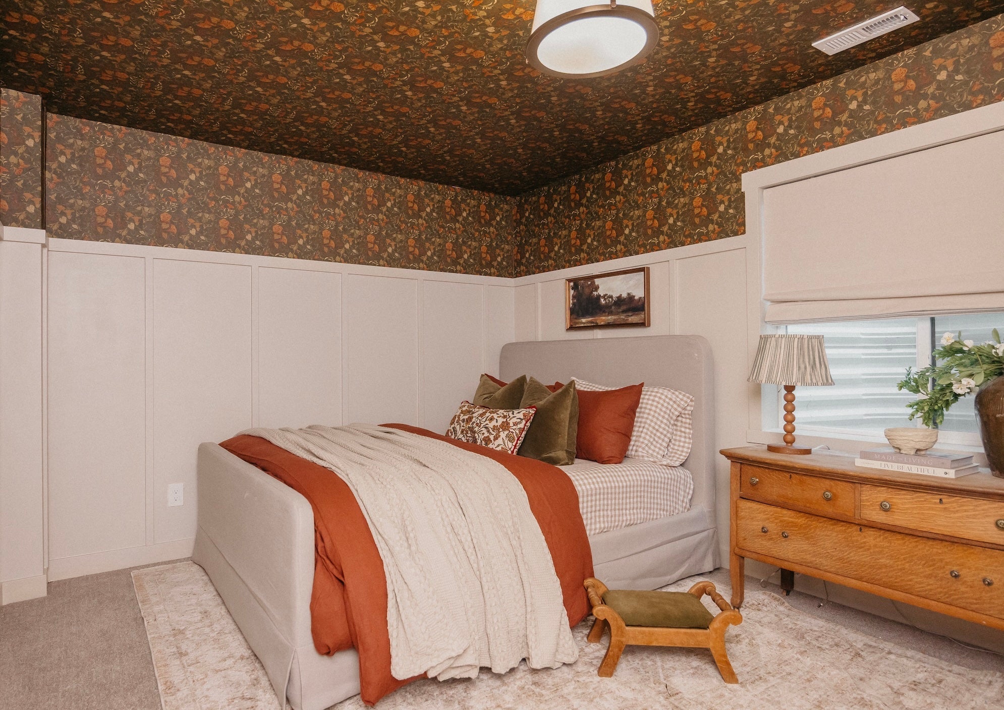 Hawthorne Bloom Wallpaper By Safari Natalia X Taddy Mikelaites