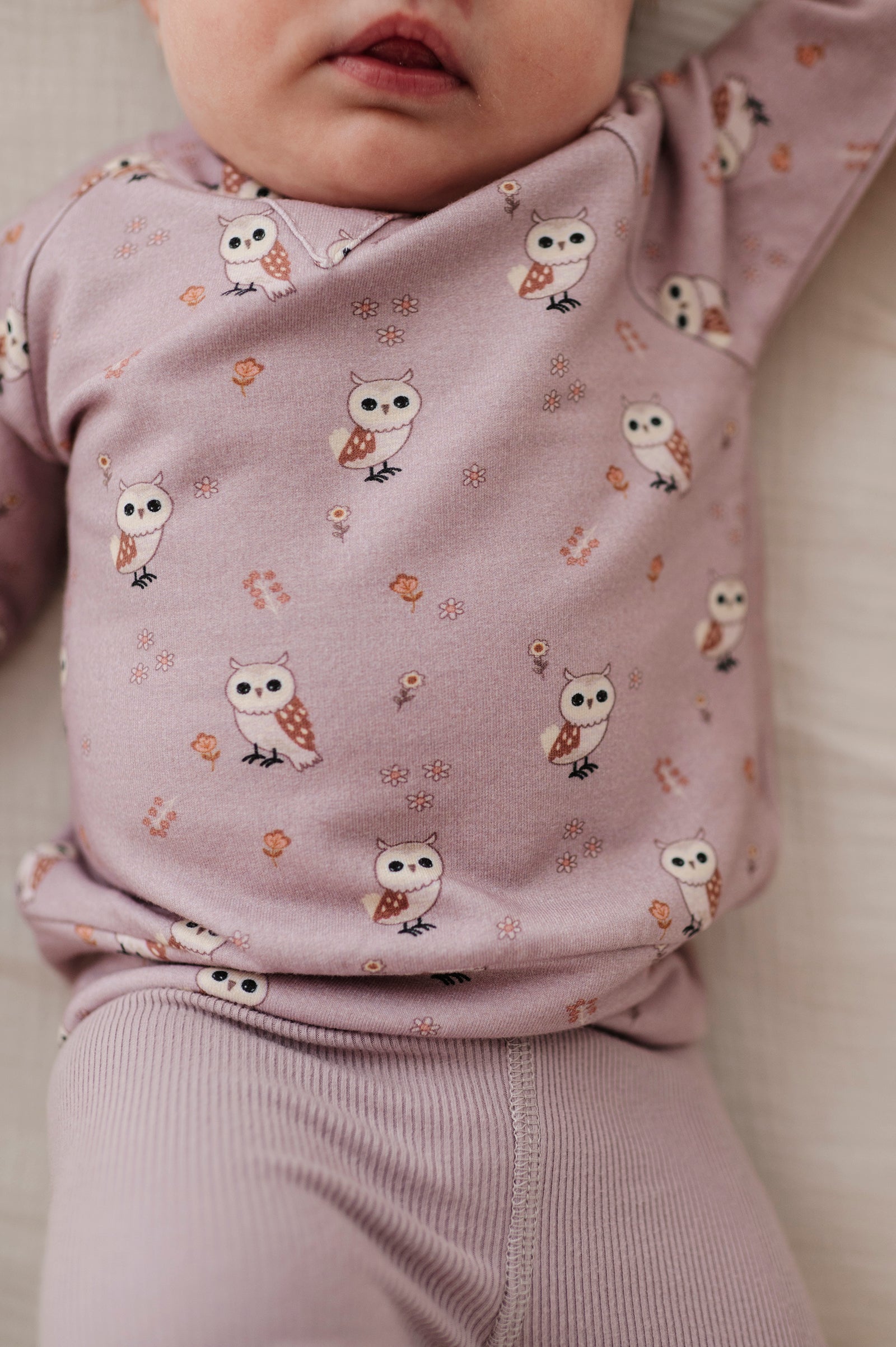 Girl's Raglan Sweatshirt