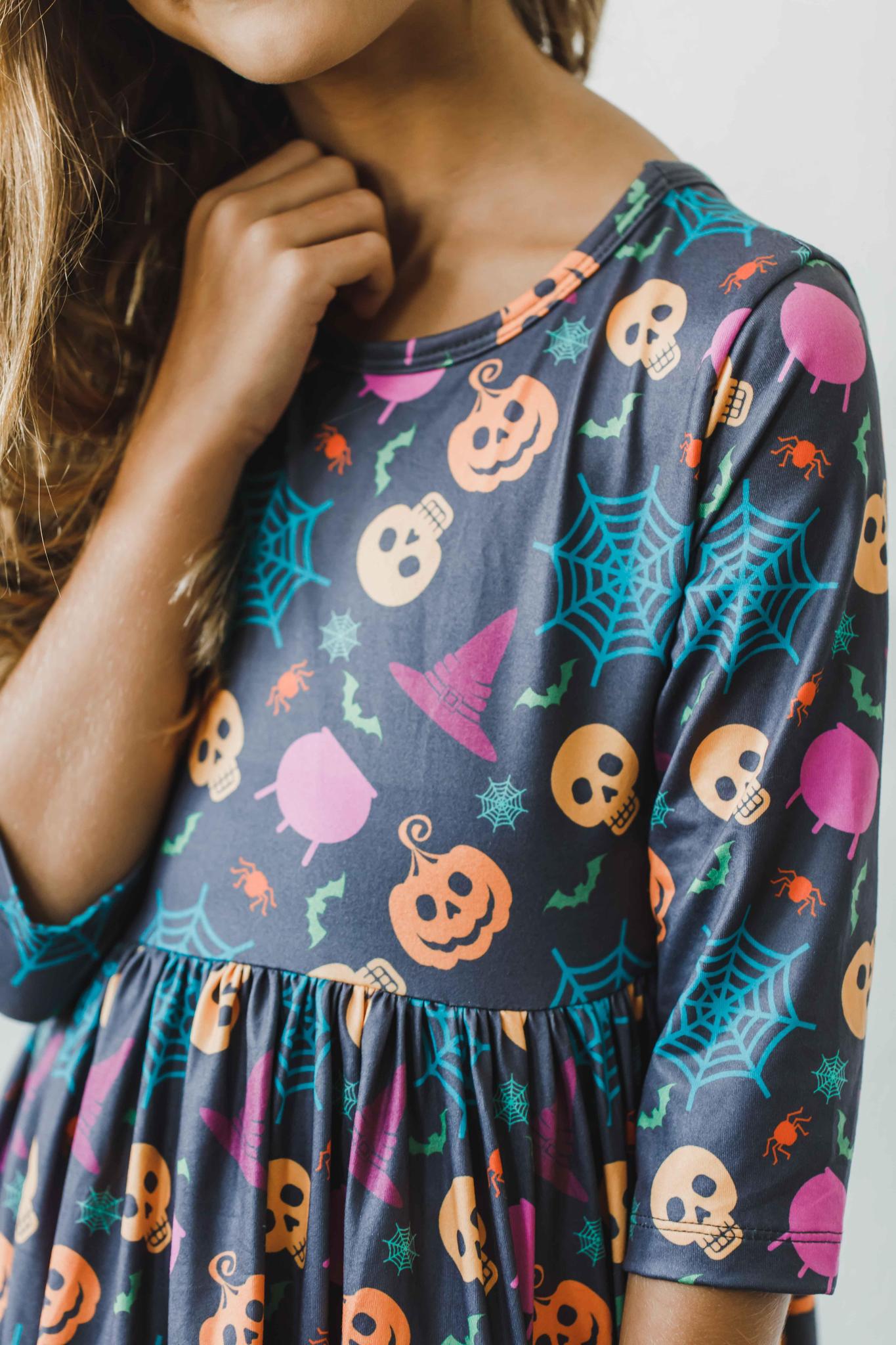 Skeleton Web 3/4 Sleeve Pocket Twirl Dress