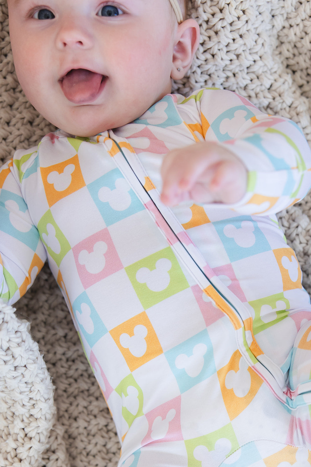 Clubhouse Cabana - Zippy