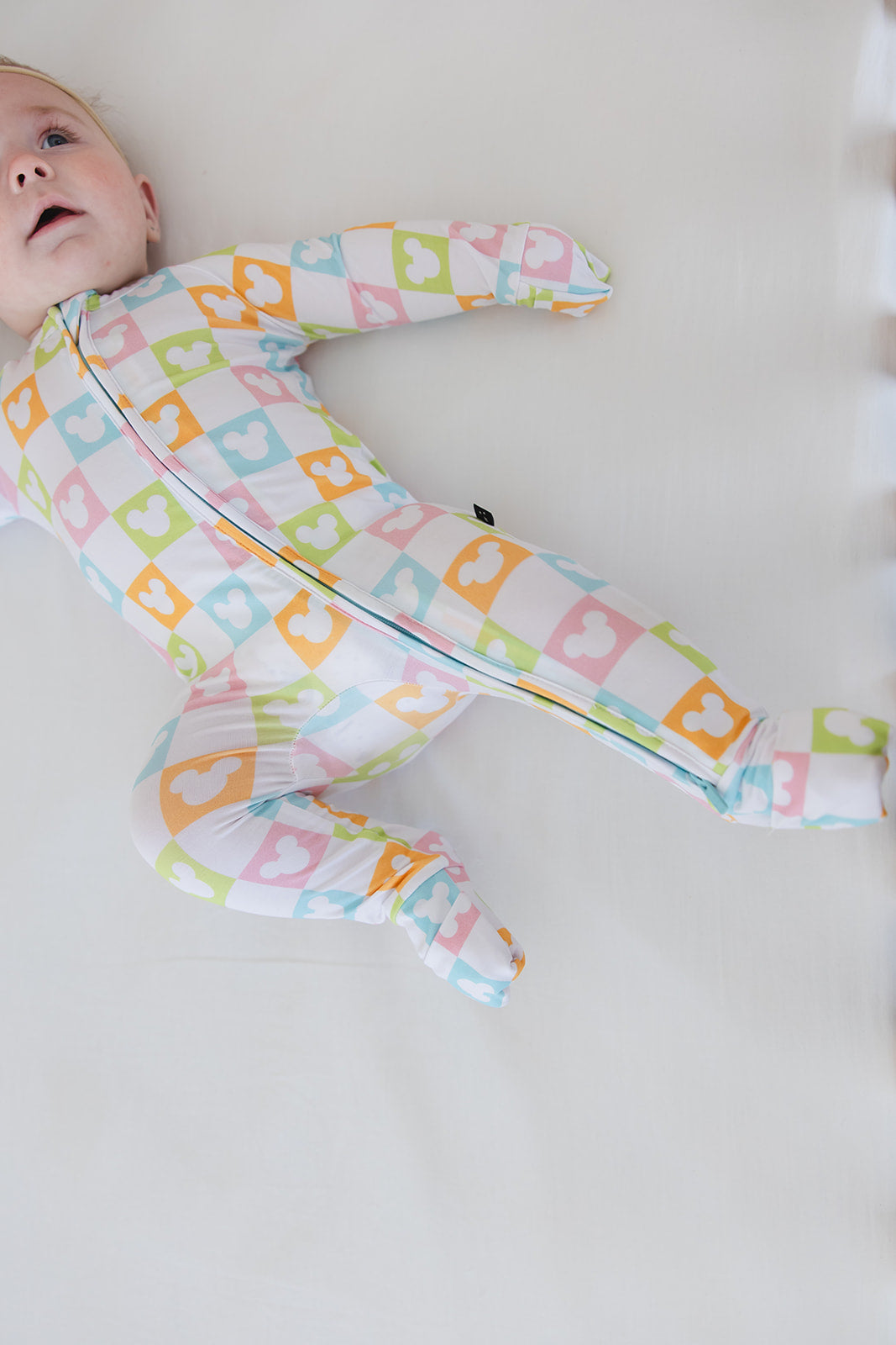 Clubhouse Cabana - Zippy