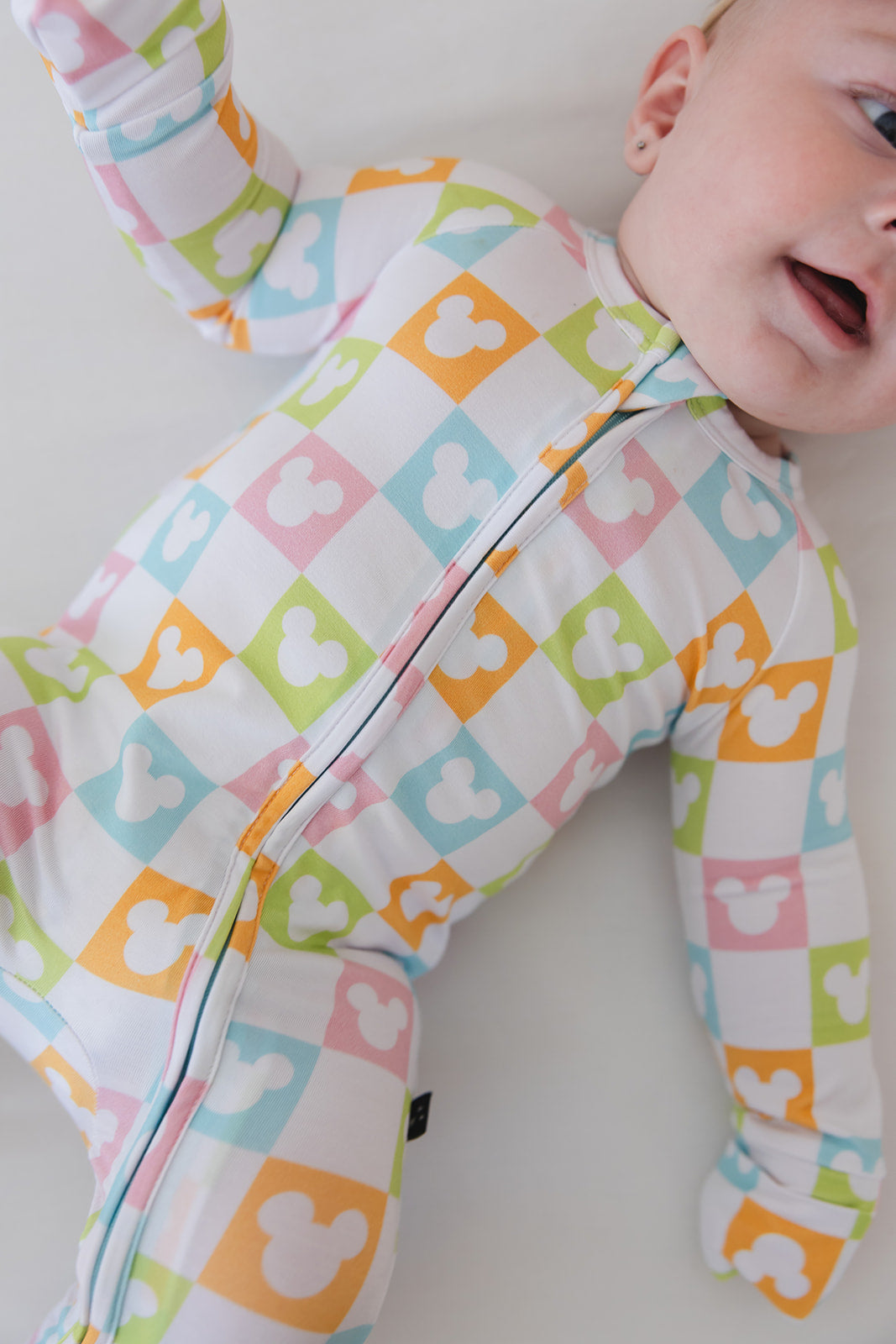 Clubhouse Cabana - Zippy