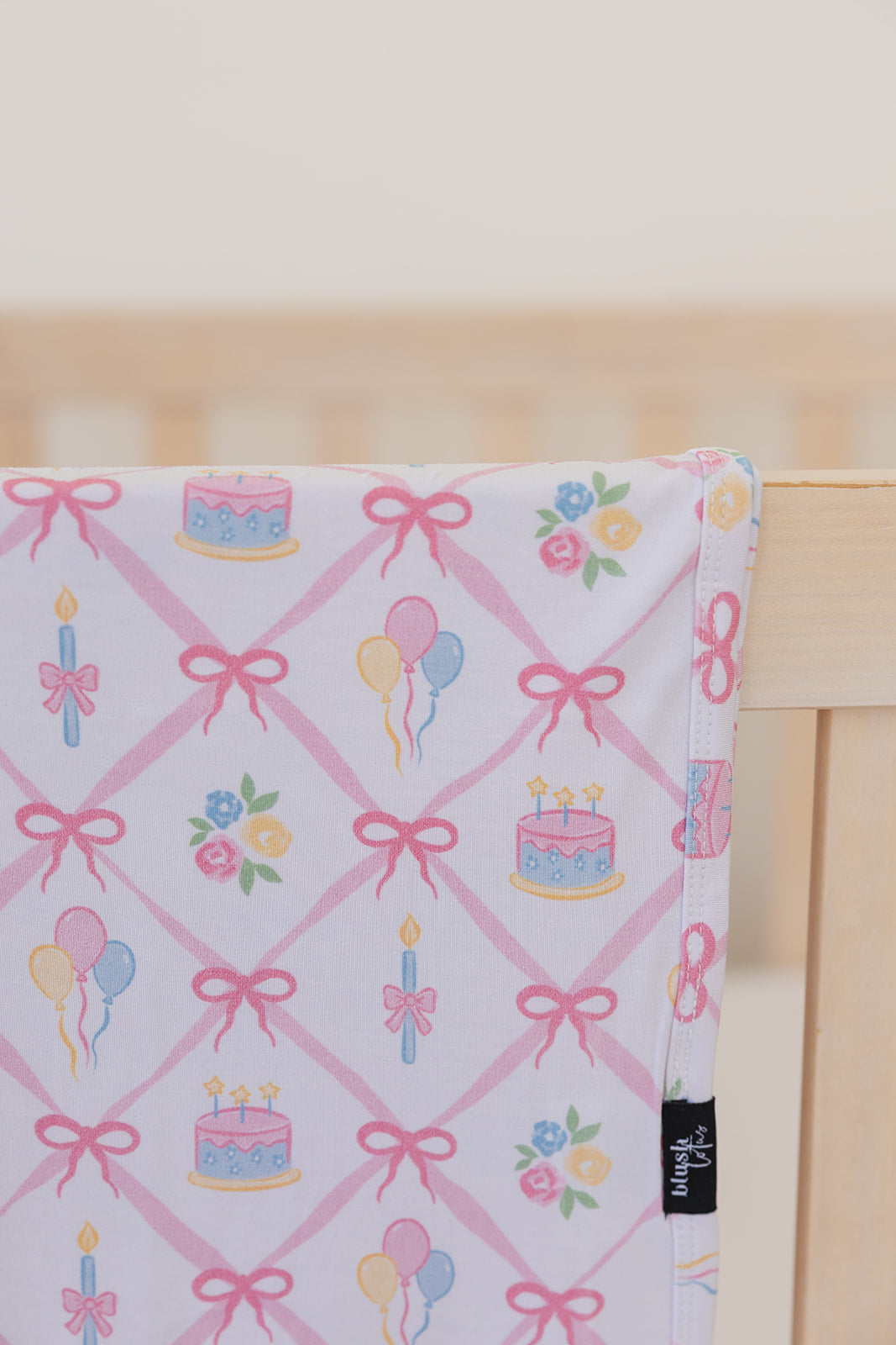 (pink) Birthday - Lightweight Blanket
