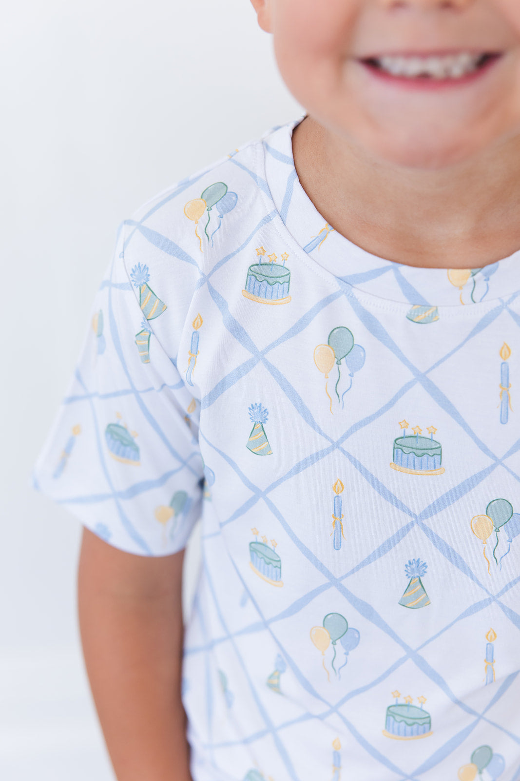 (blue) Birthday - Everyday Tee