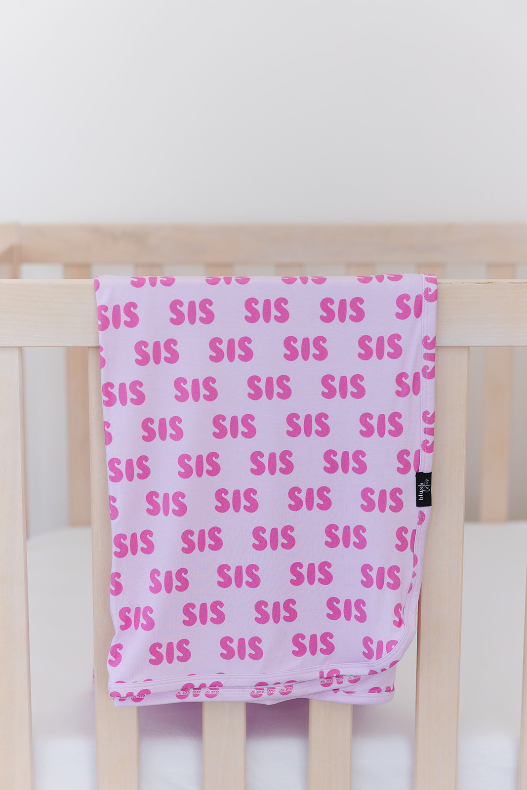 Sis - Lightweight Blanket