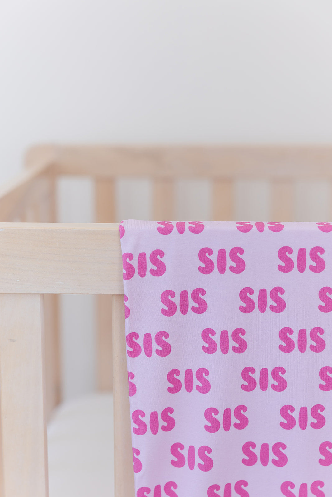 Sis - Lightweight Blanket