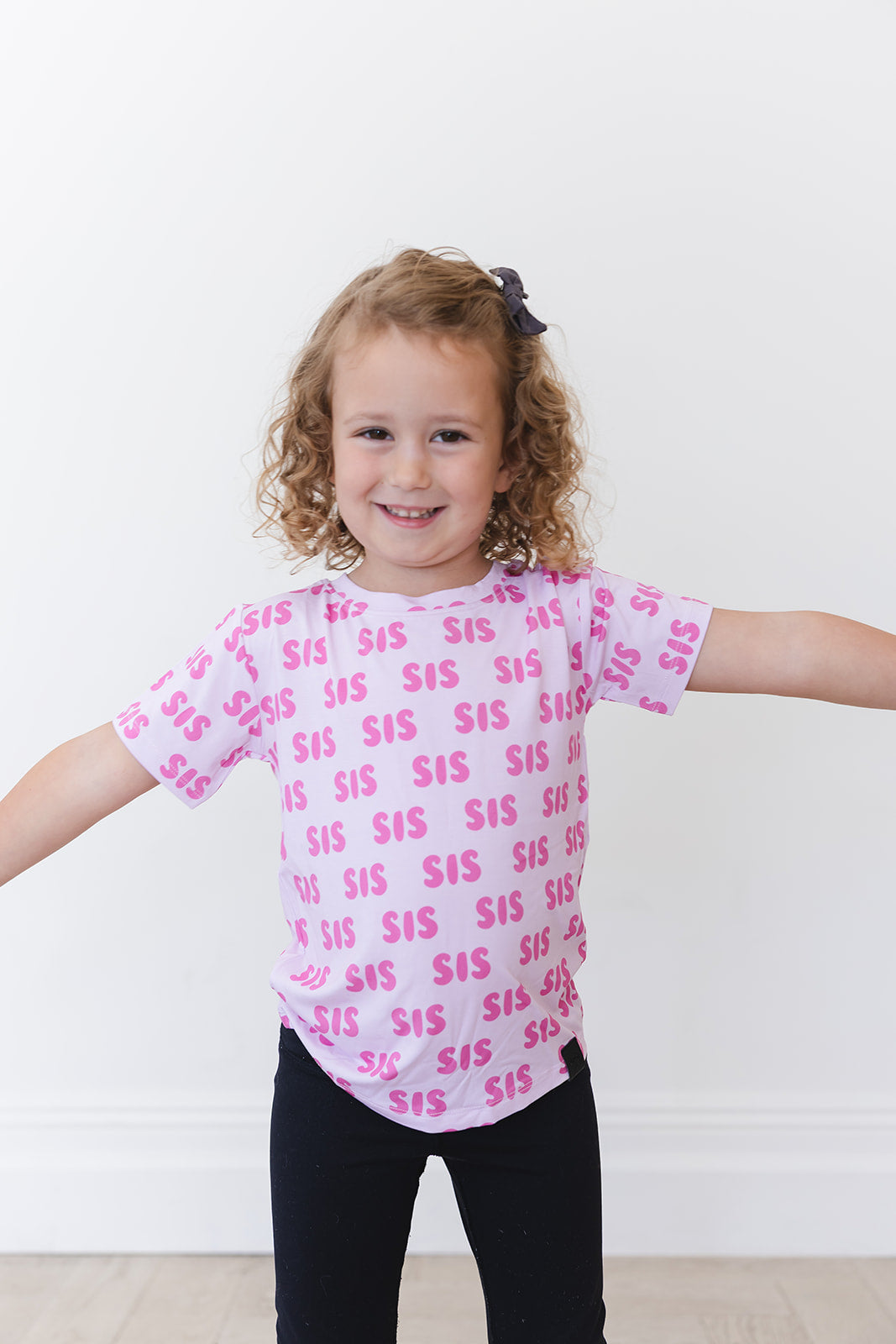 Sis - Everyday Tee